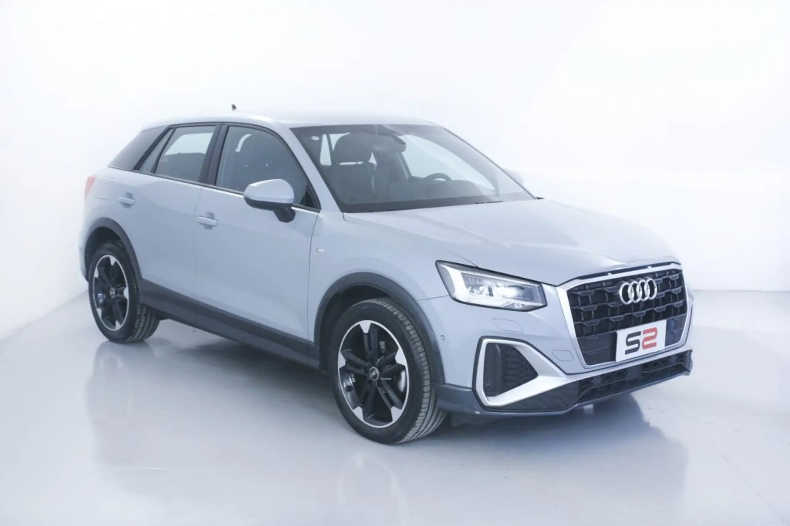 Audi - Q2