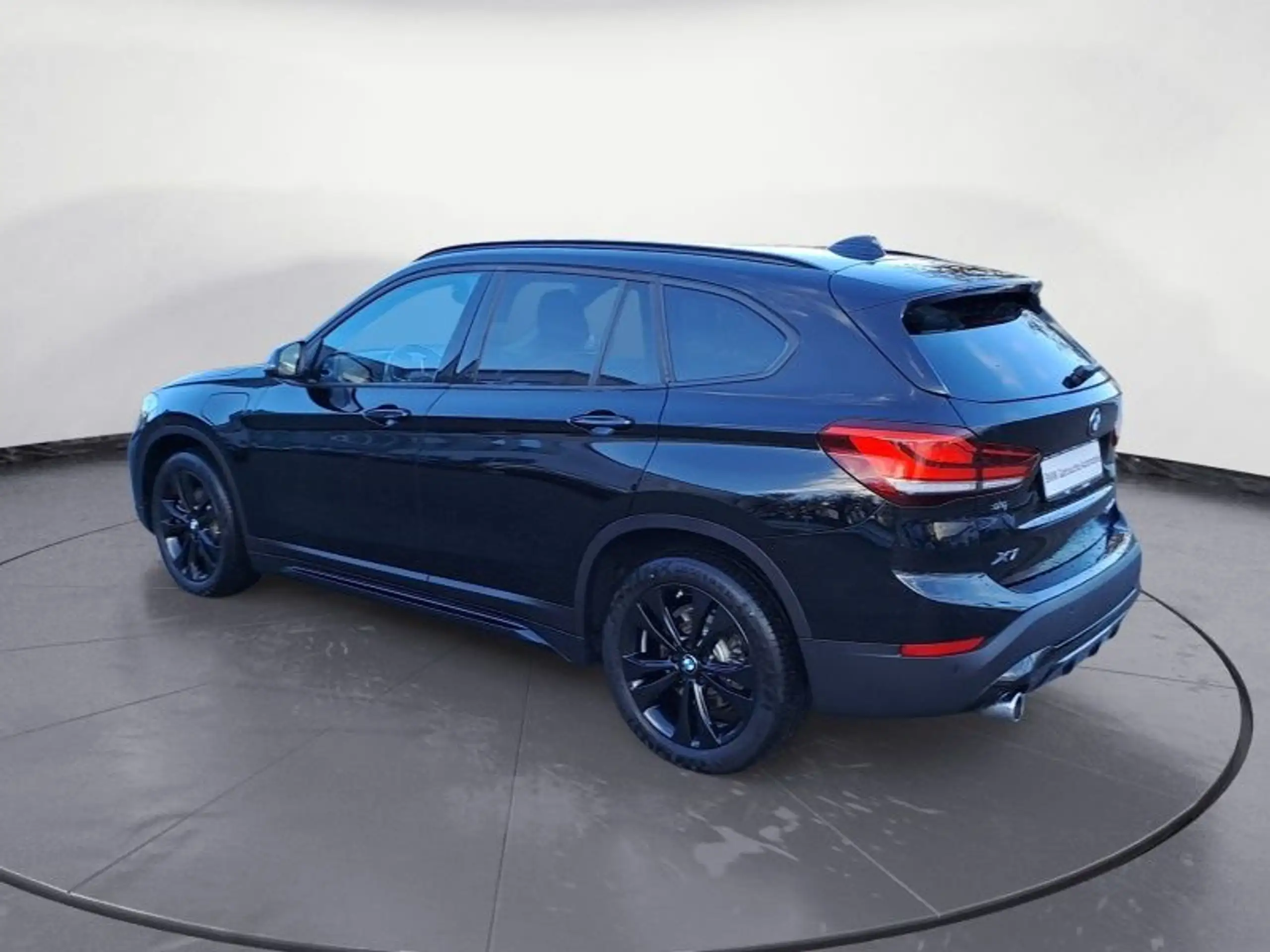 BMW - X1