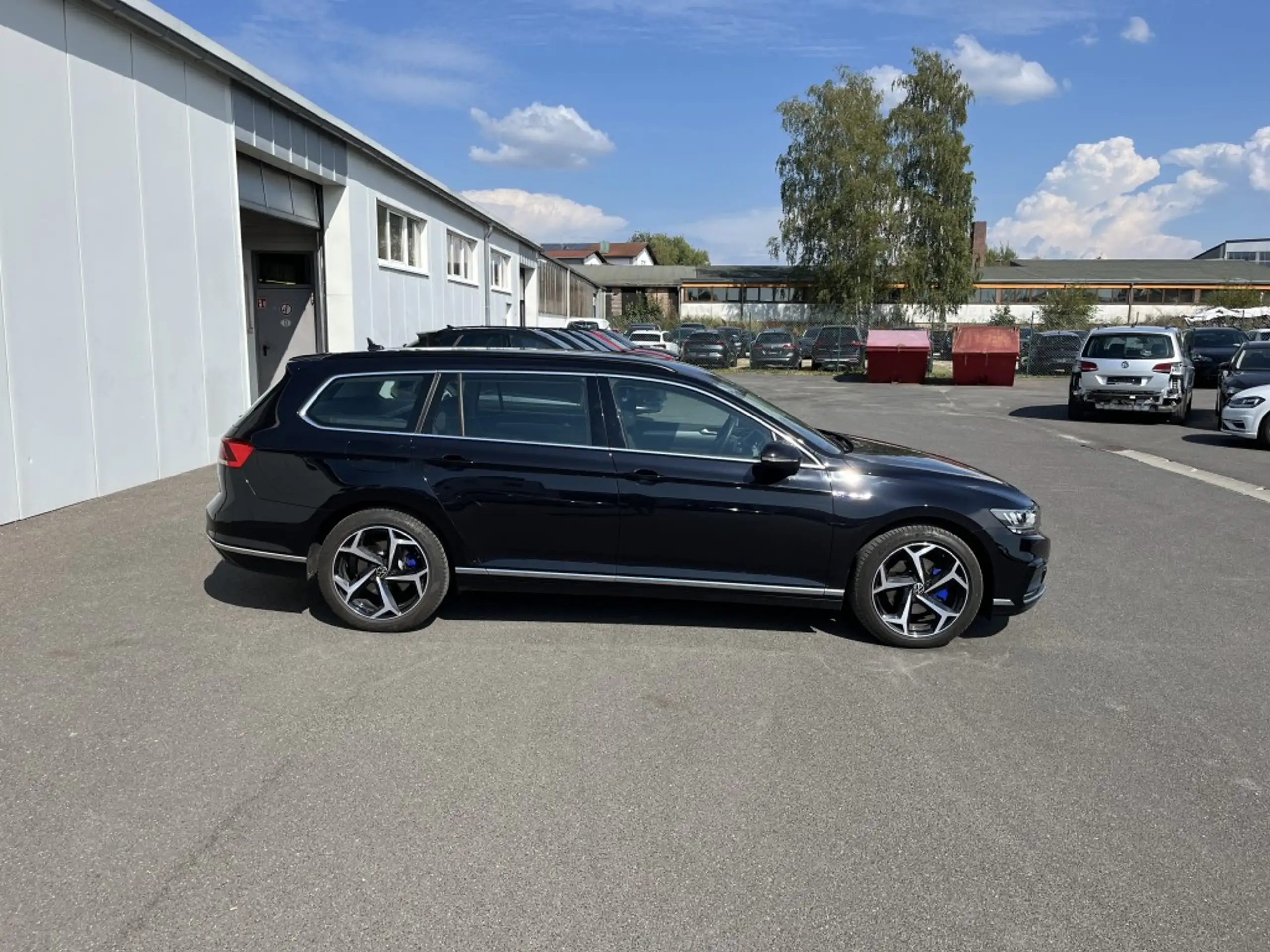 Volkswagen - Passat Variant