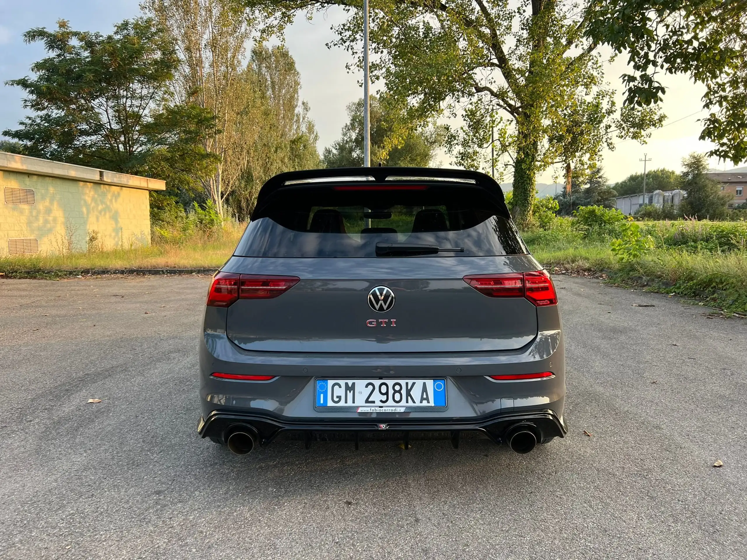 Volkswagen - Golf GTI