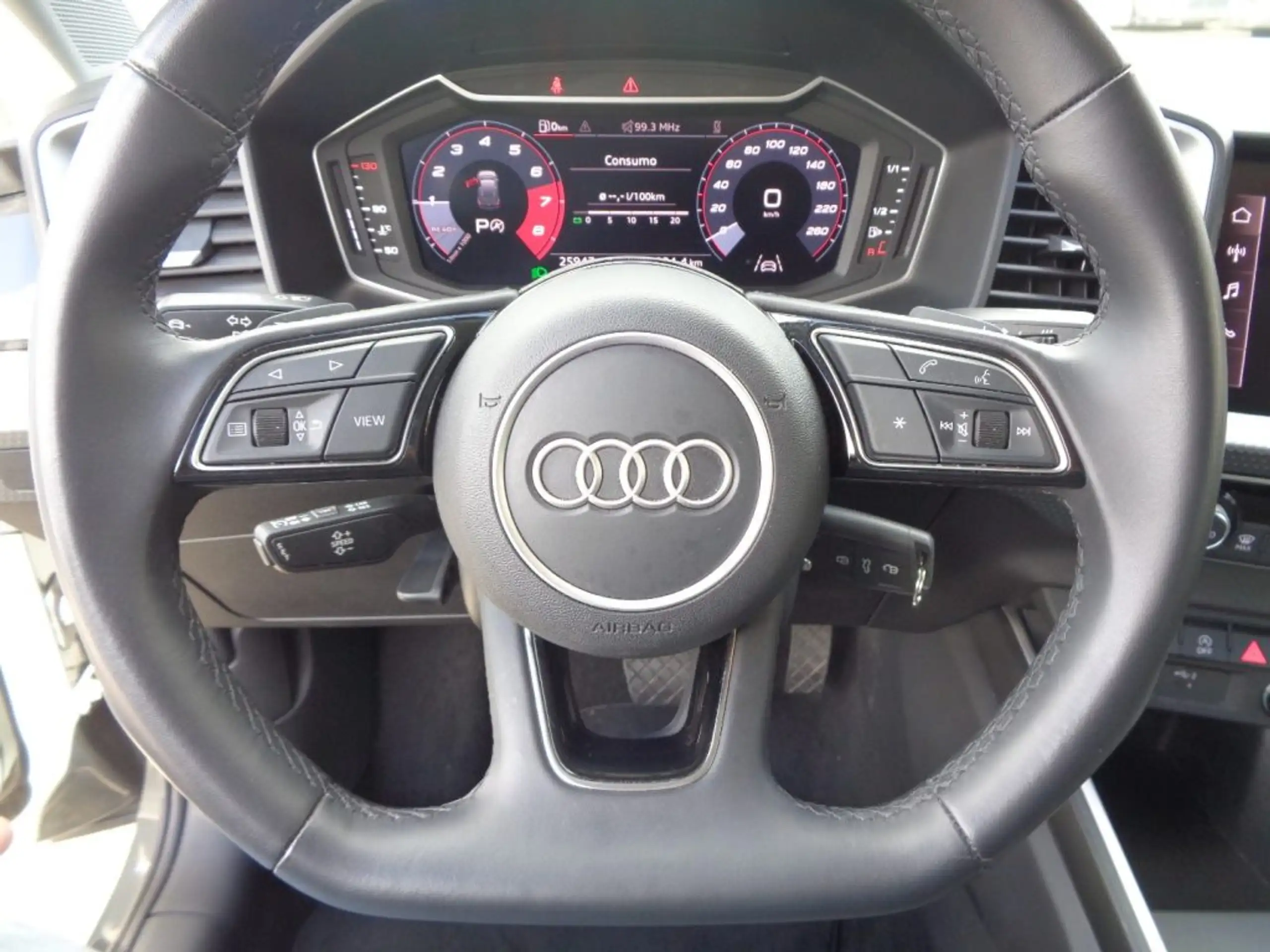 Audi - A1