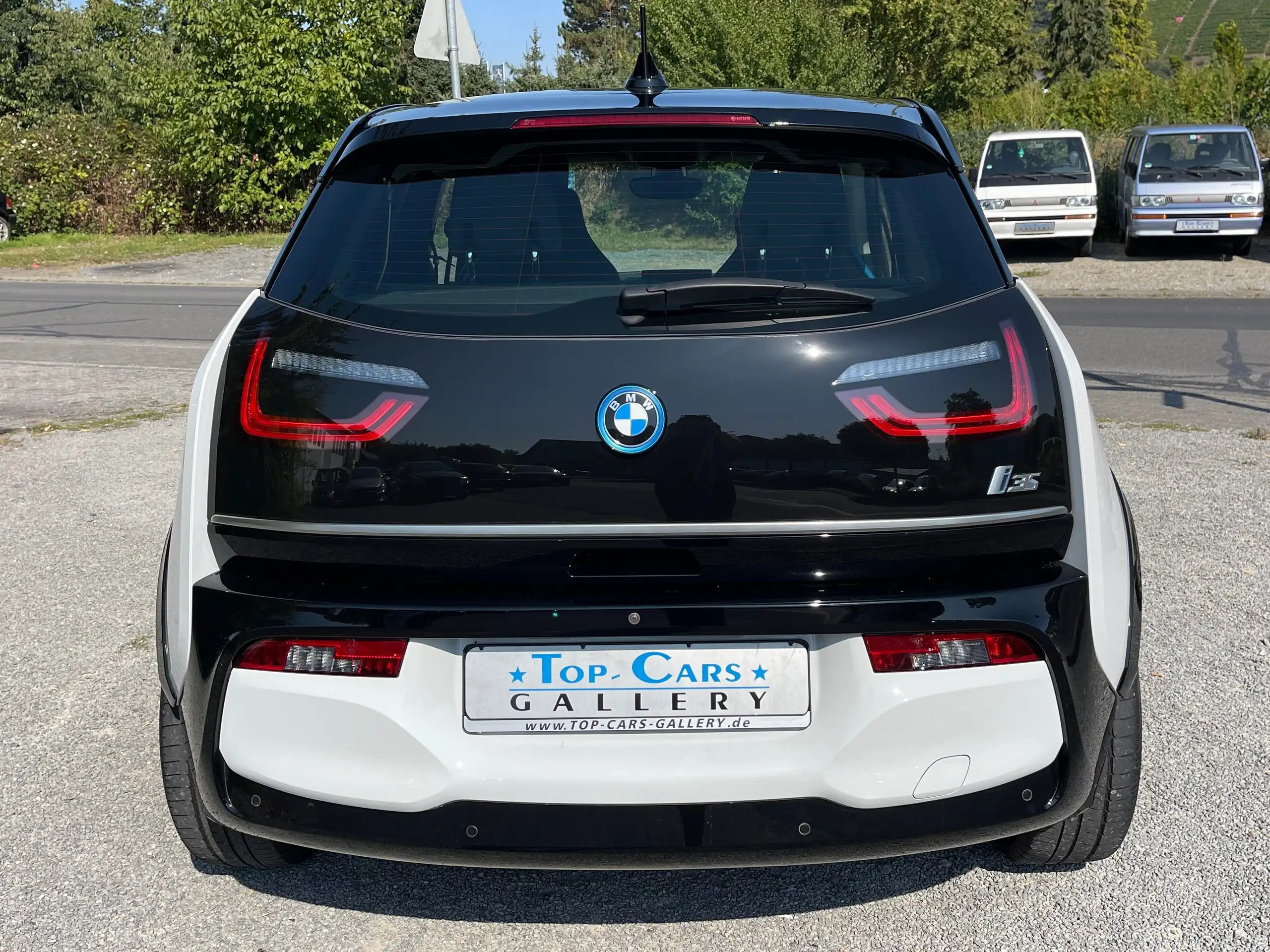 BMW - i3