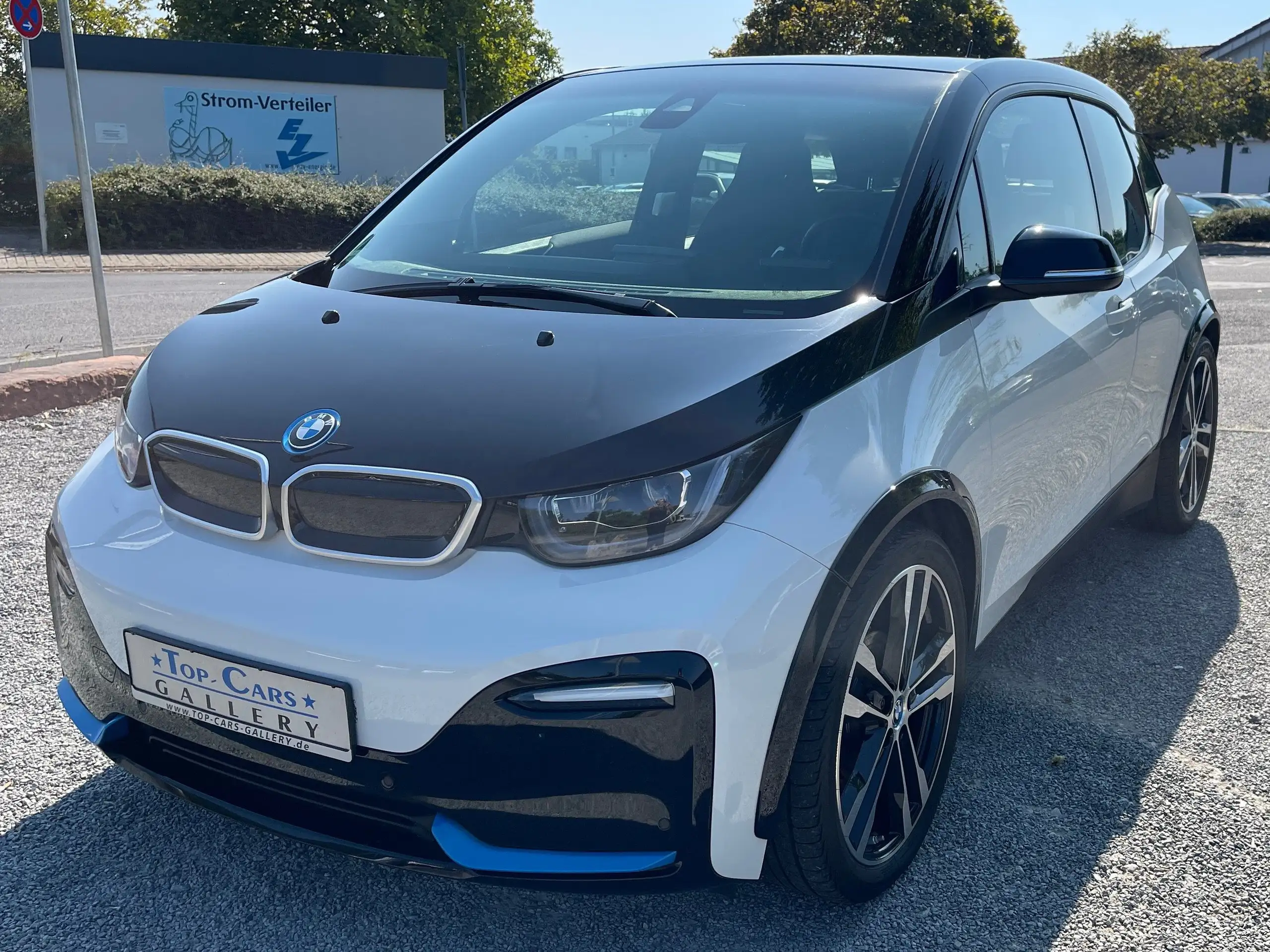 BMW - i3