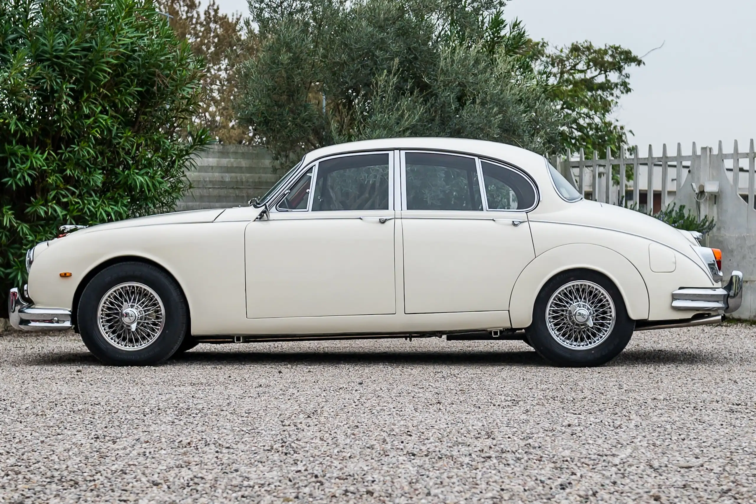 Jaguar - MK II