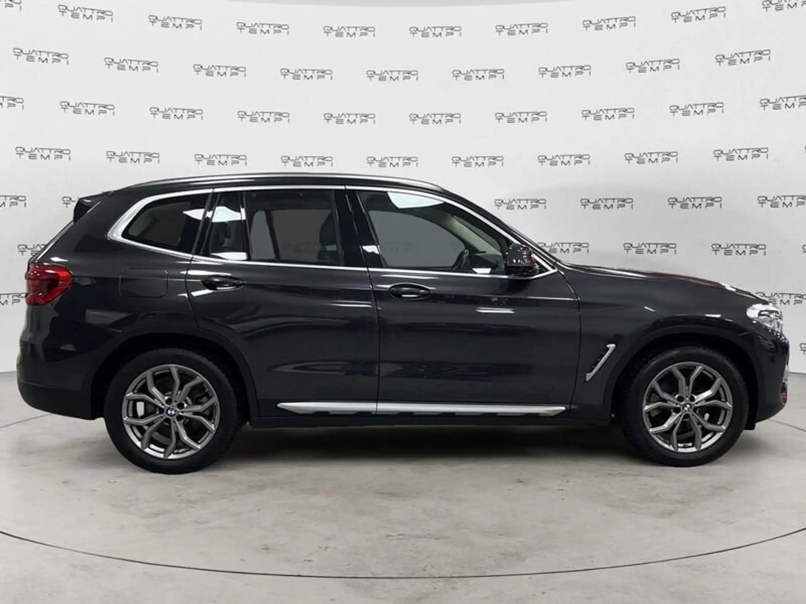 BMW - X3