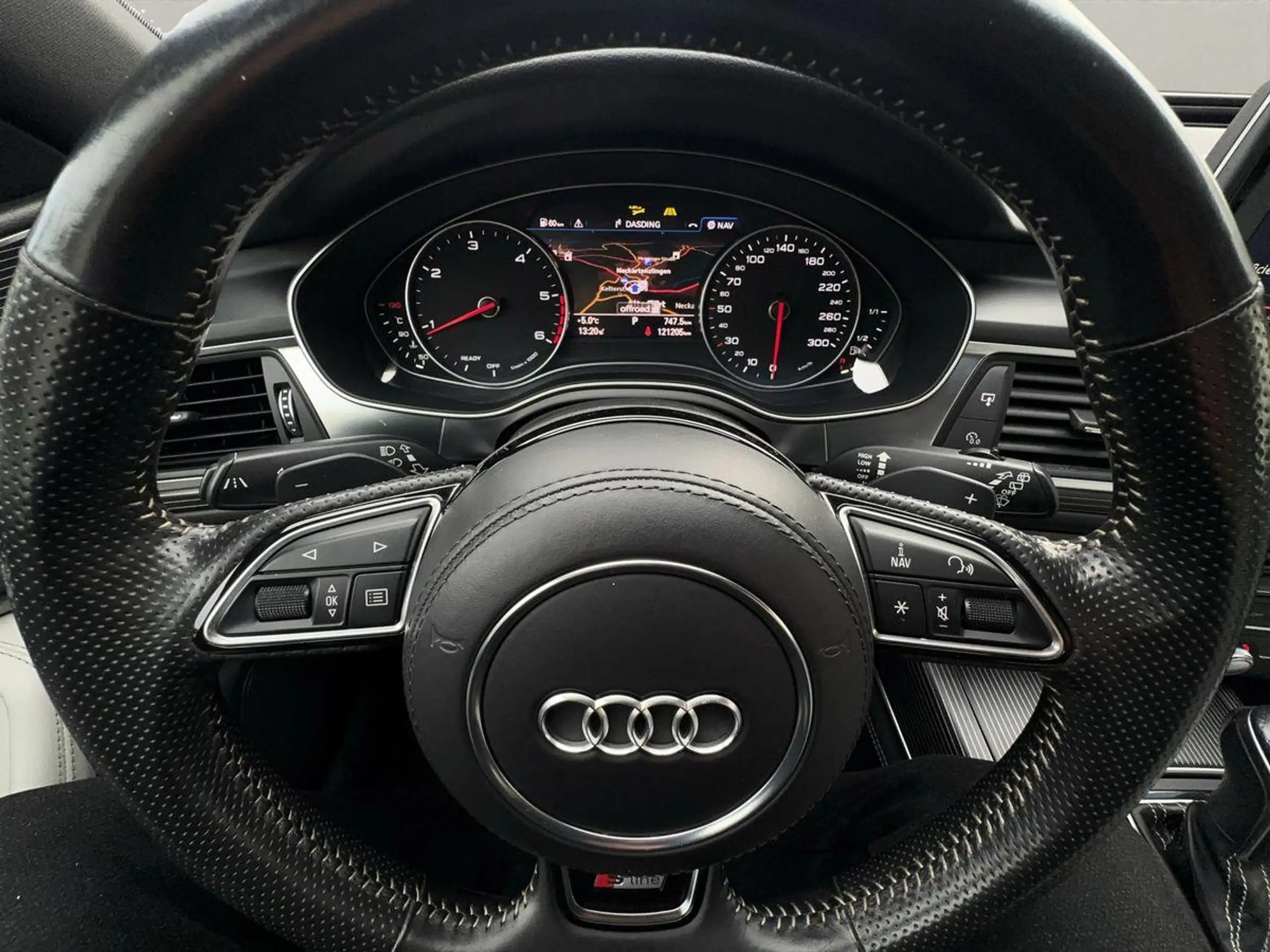 Audi - A6