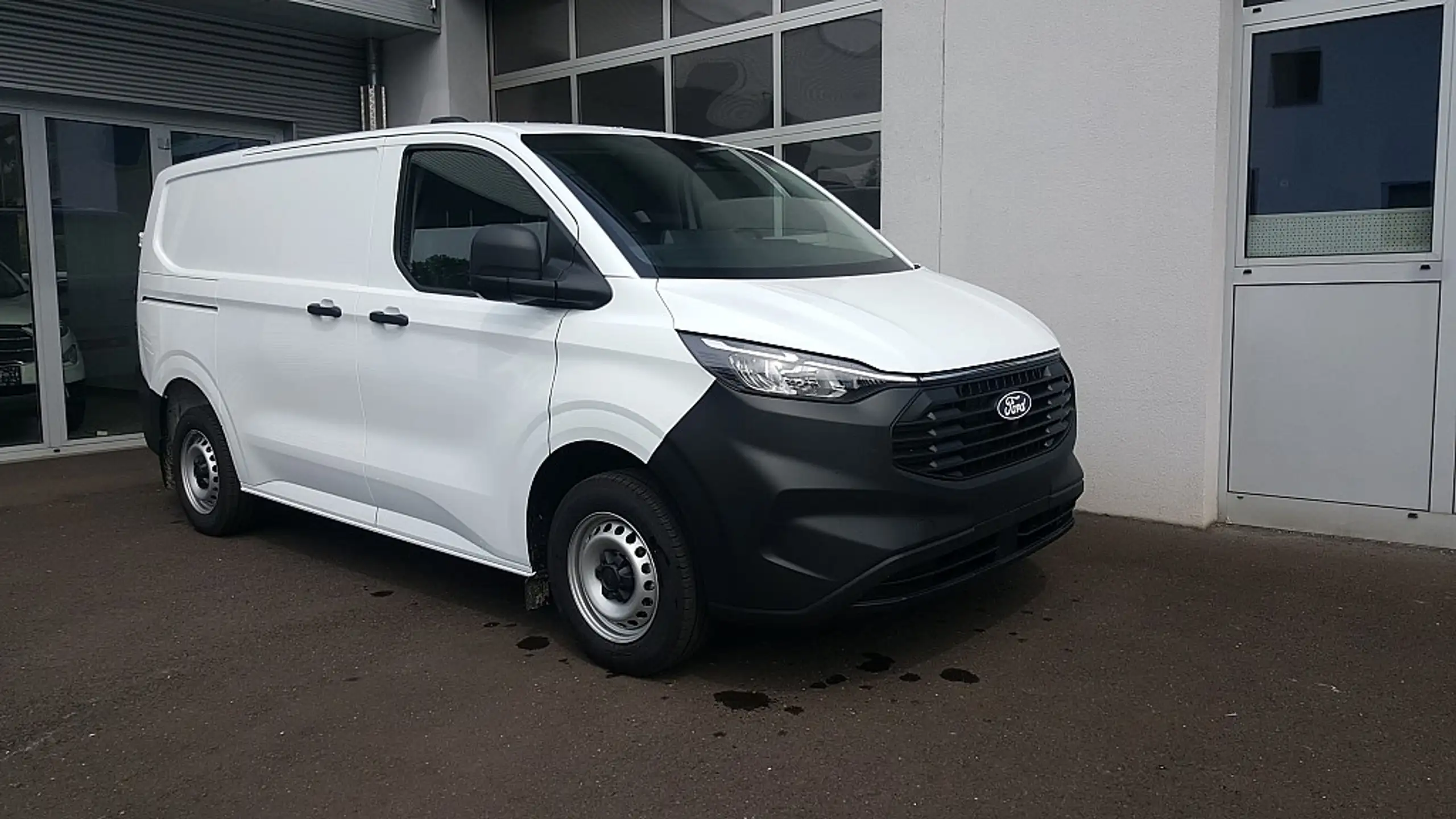 Ford Transit Custom 2024