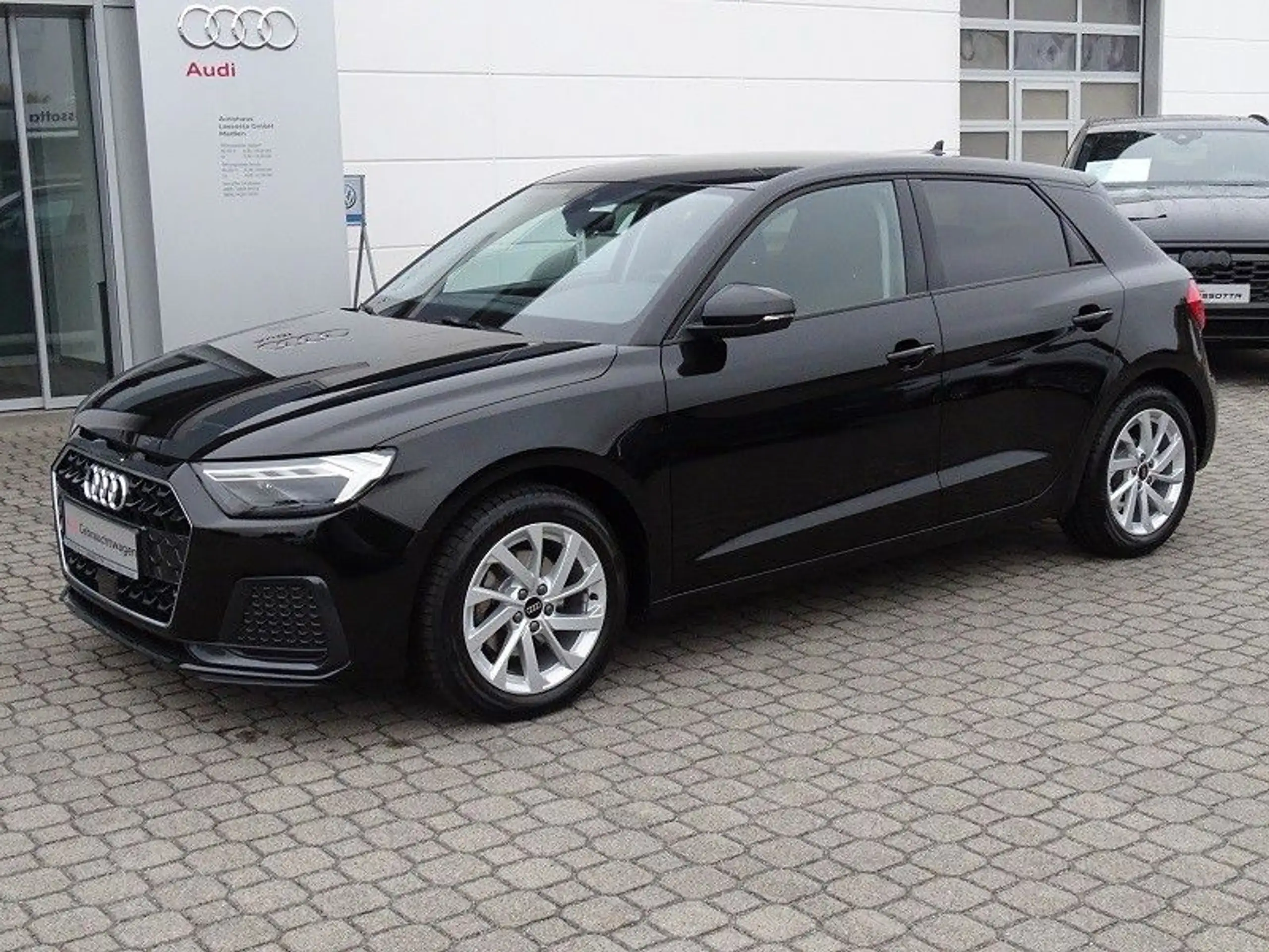 Audi - A1