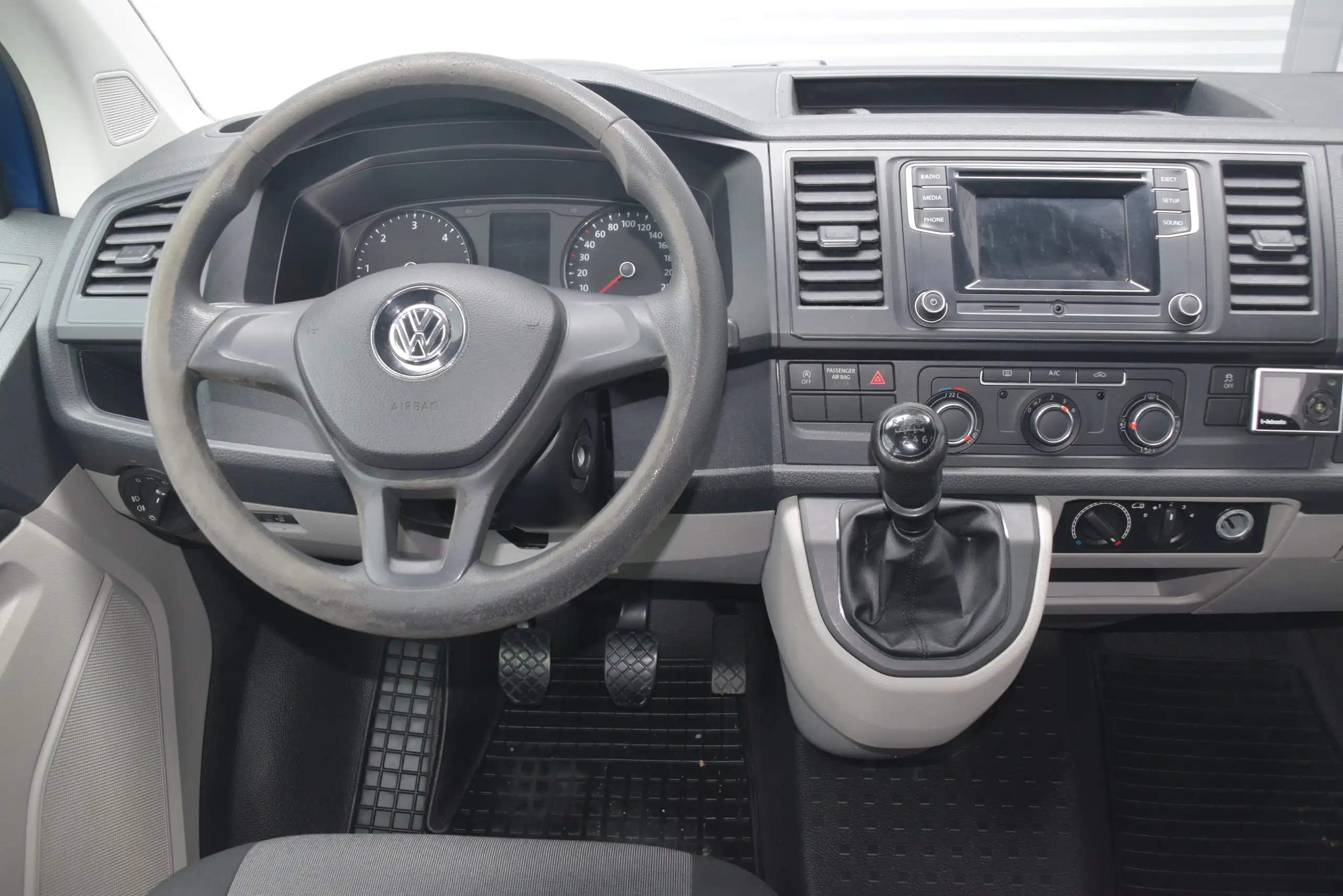 Volkswagen - T6 Transporter