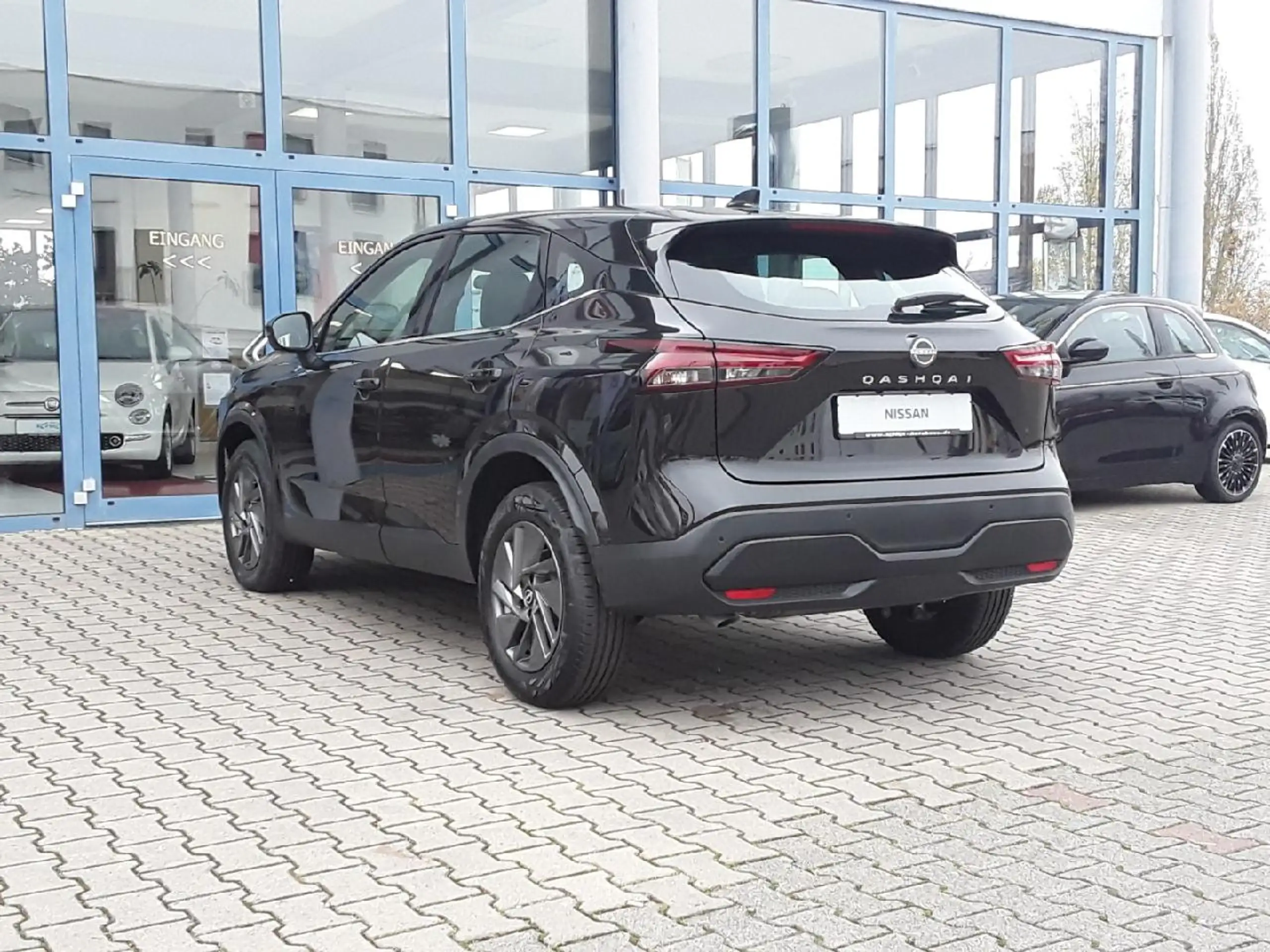 Nissan - Qashqai