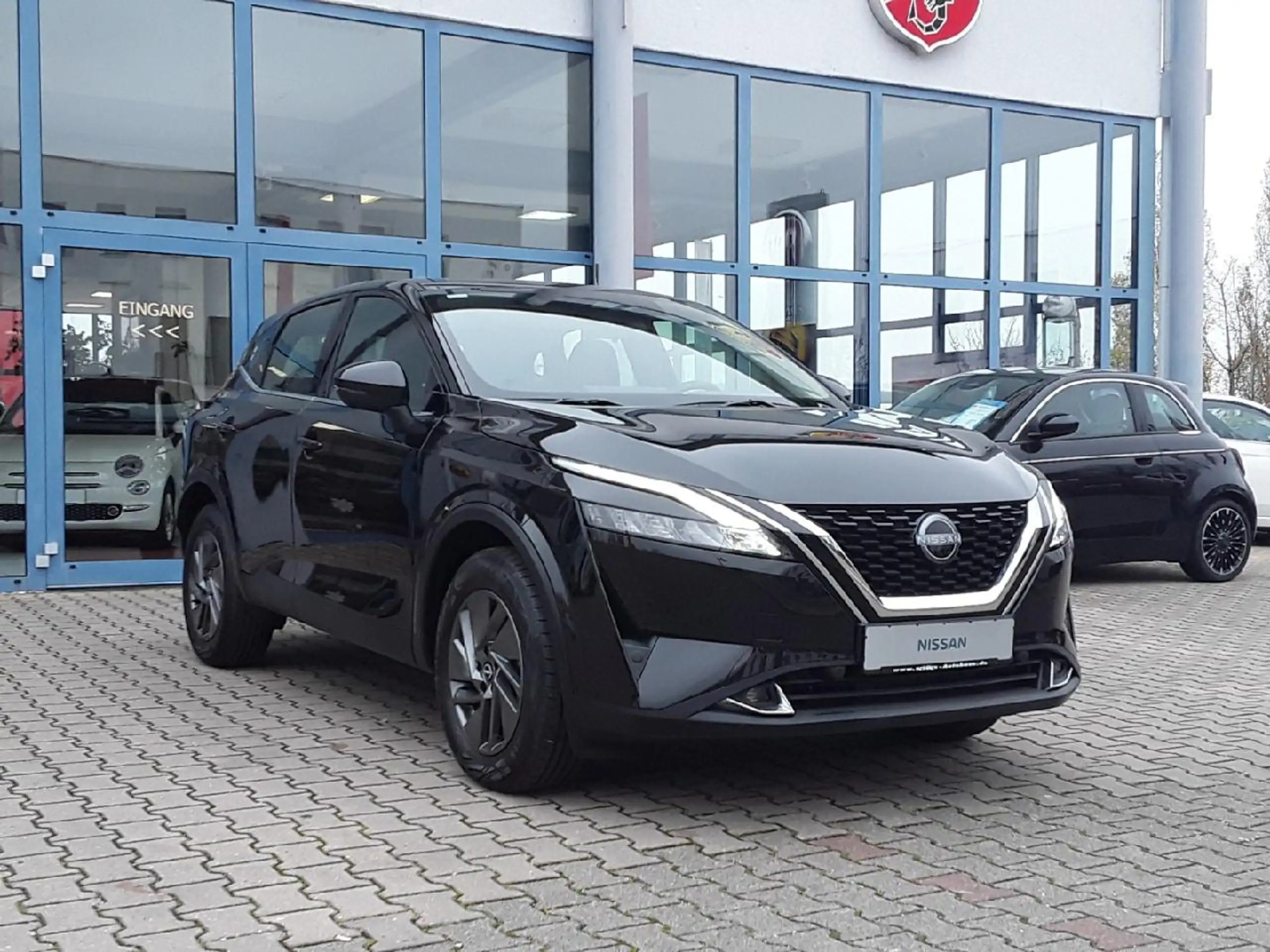 Nissan - Qashqai