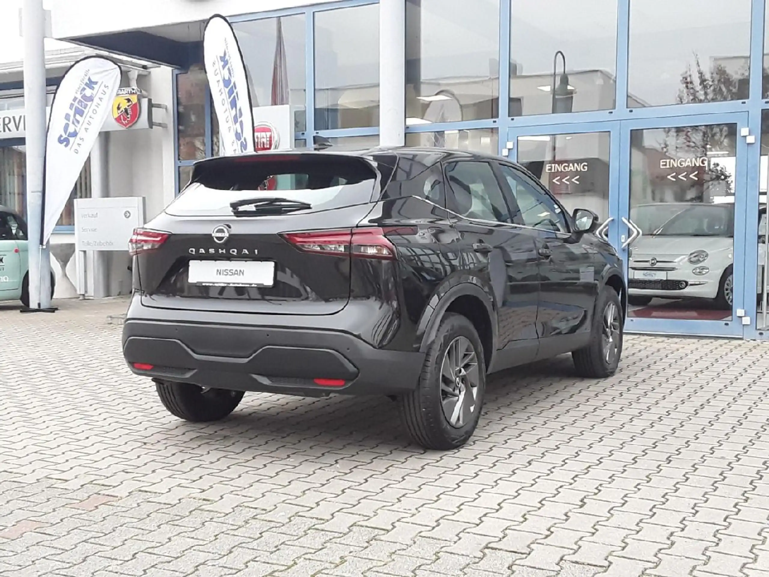 Nissan - Qashqai