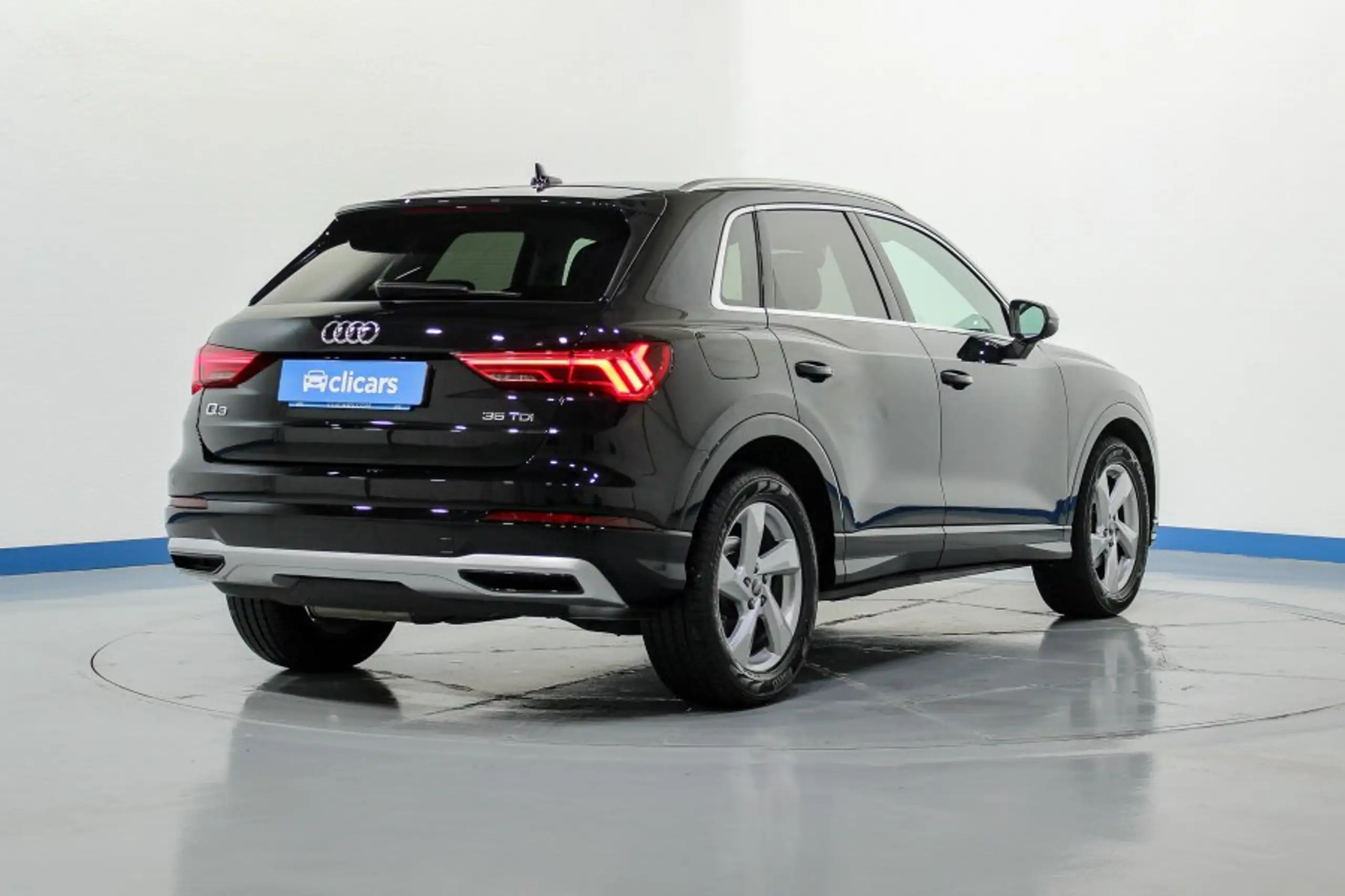 Audi - Q3