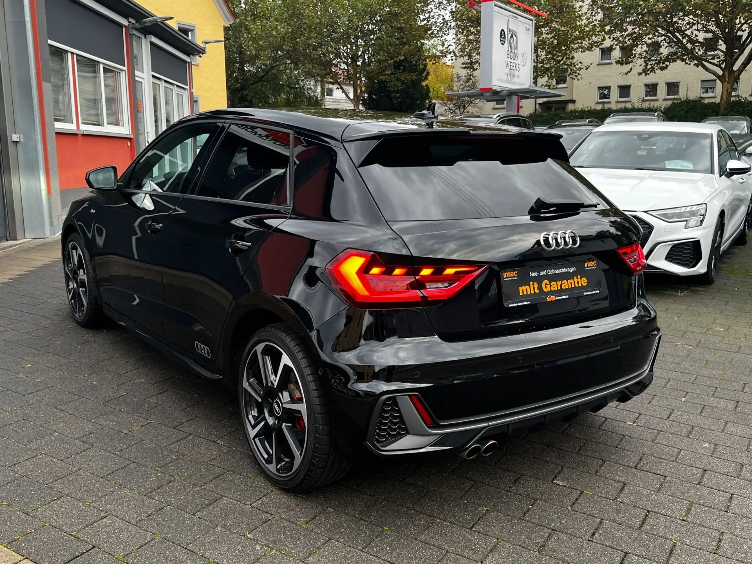 Audi - A1