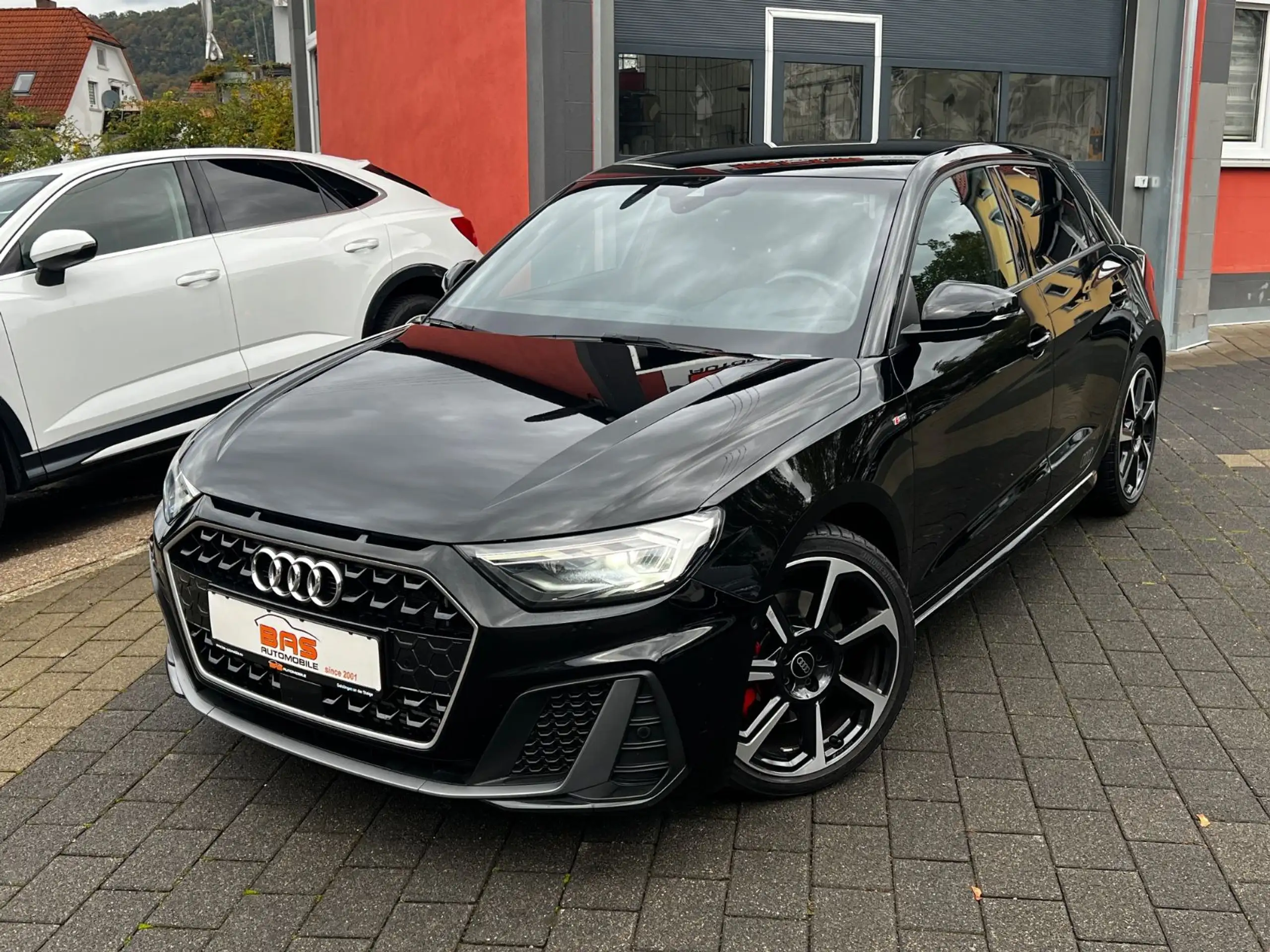 Audi - A1