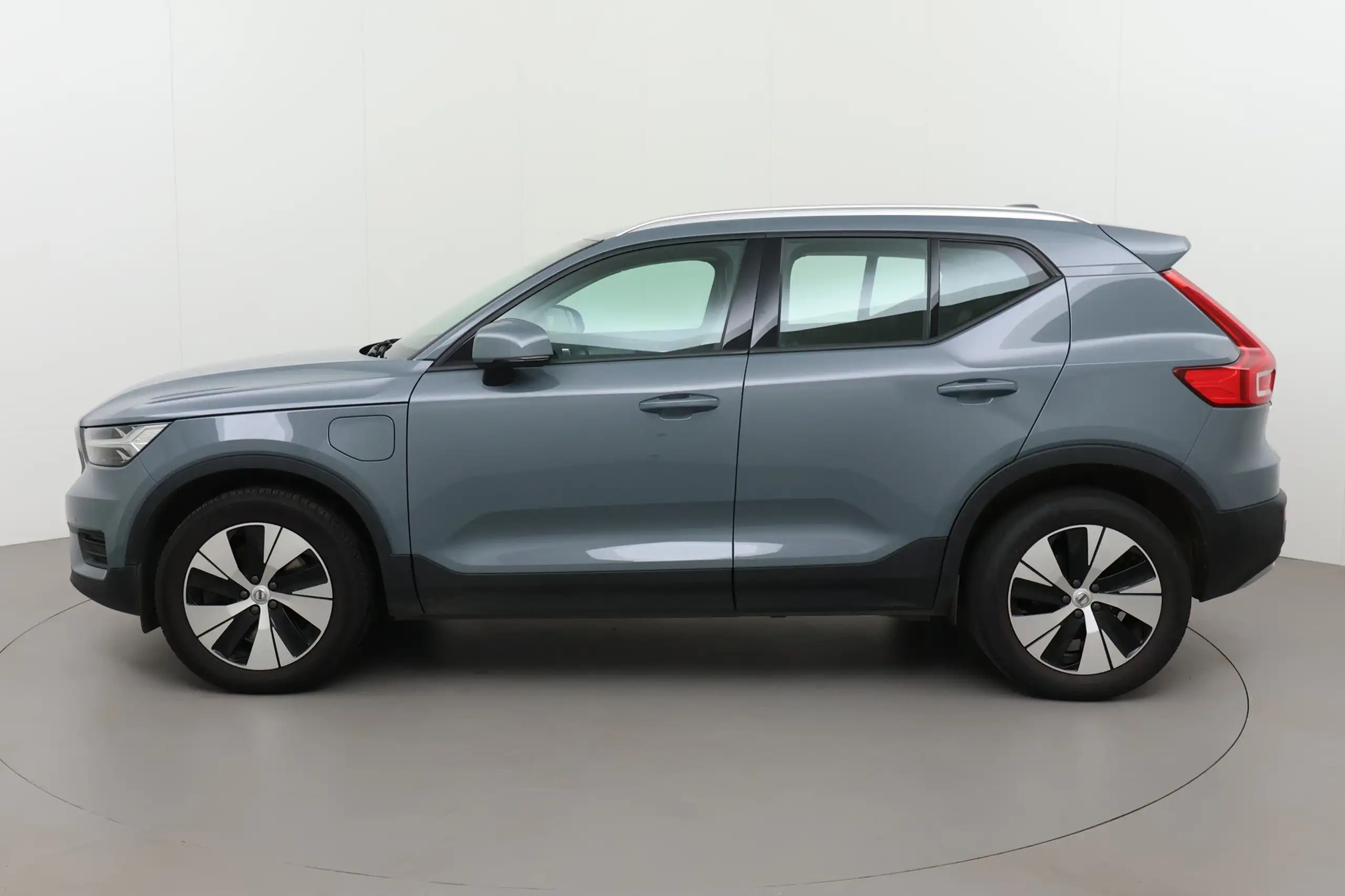 Volvo - XC40