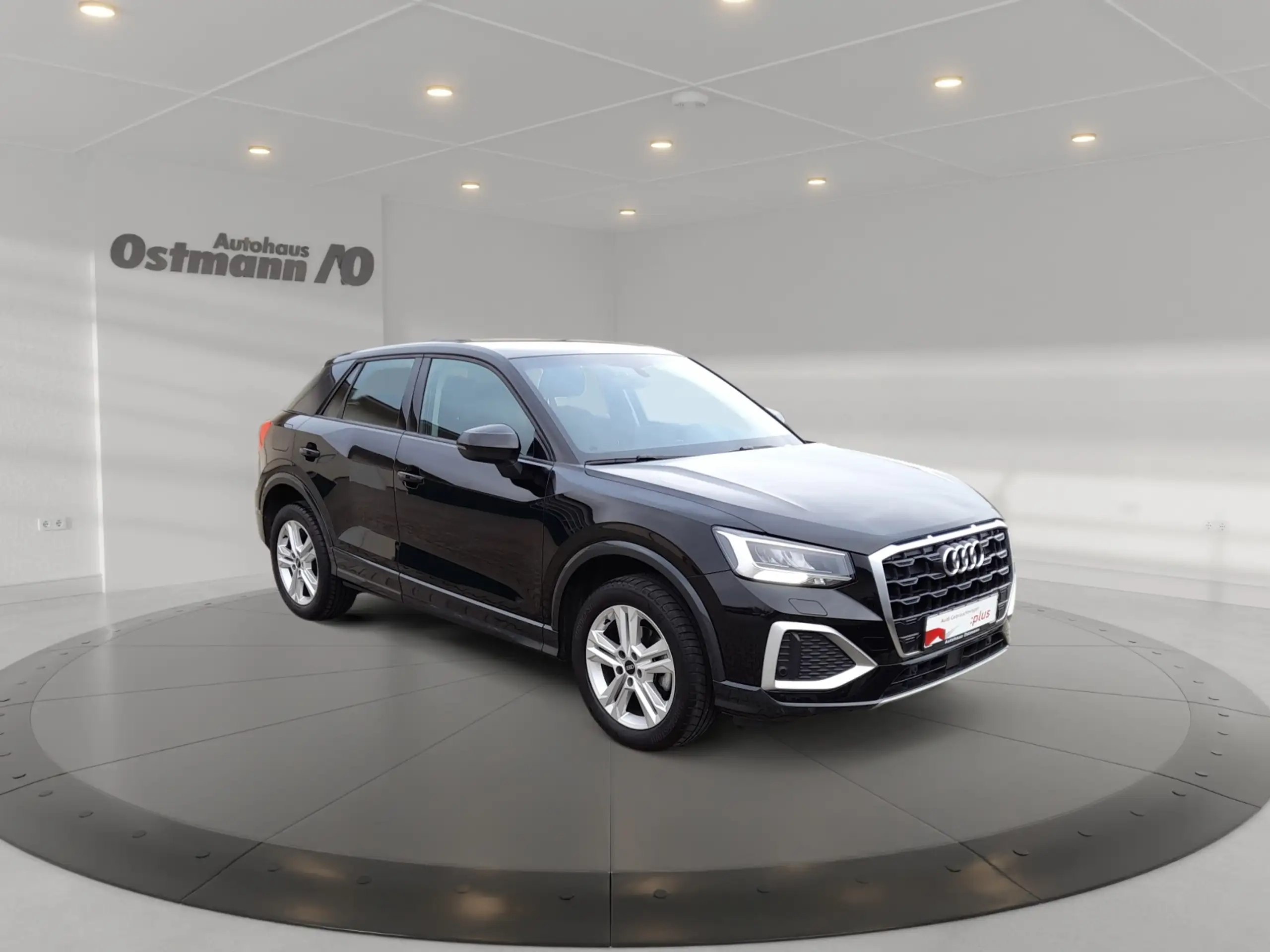 Audi - Q2