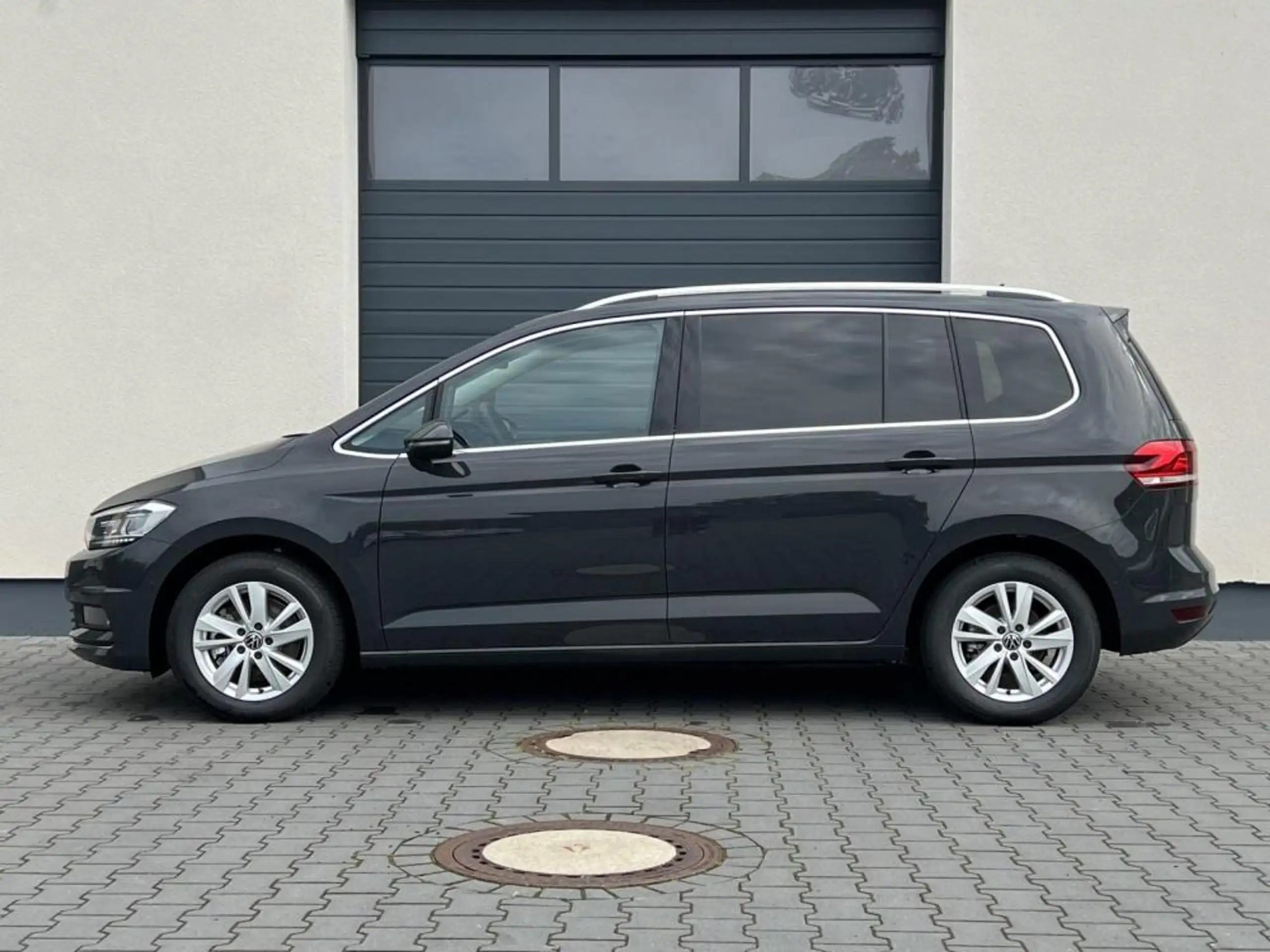 Volkswagen - Touran