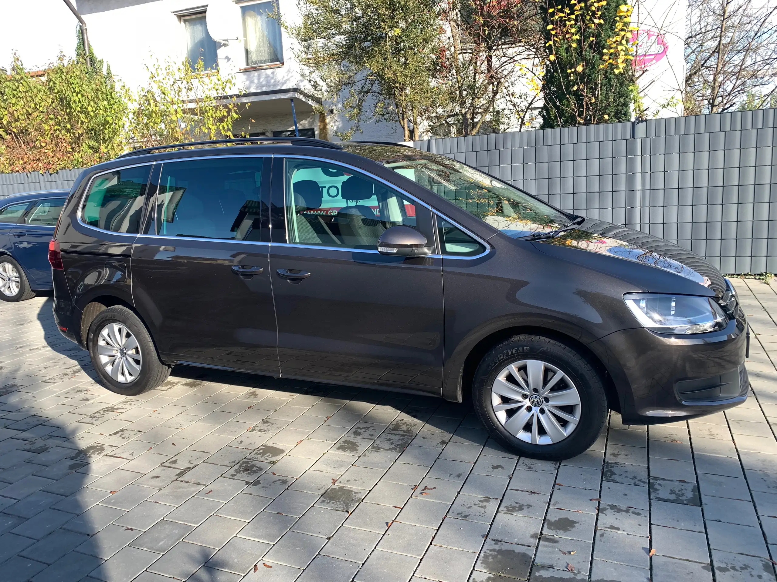 Volkswagen - Sharan