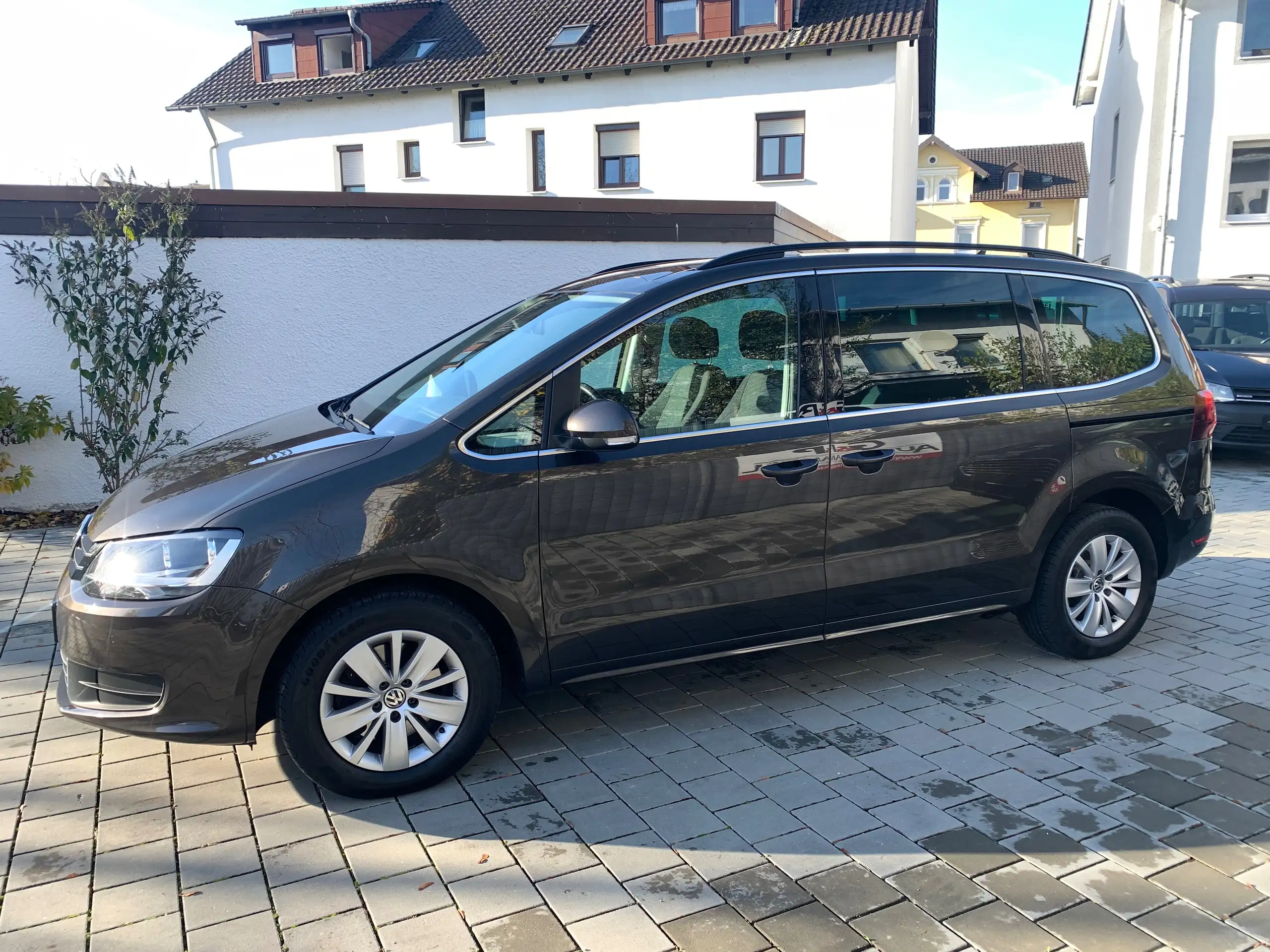 Volkswagen - Sharan