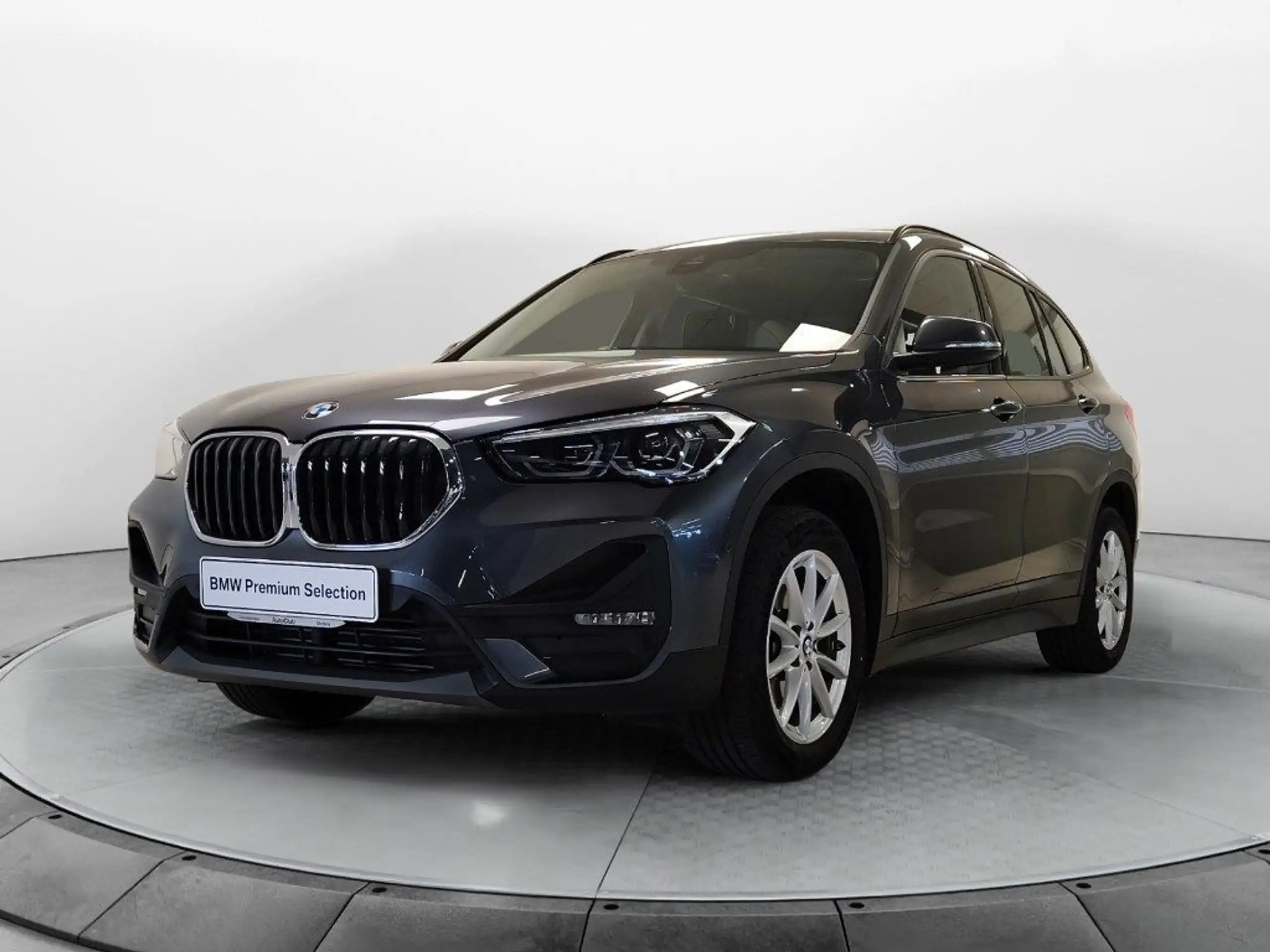 BMW - X1