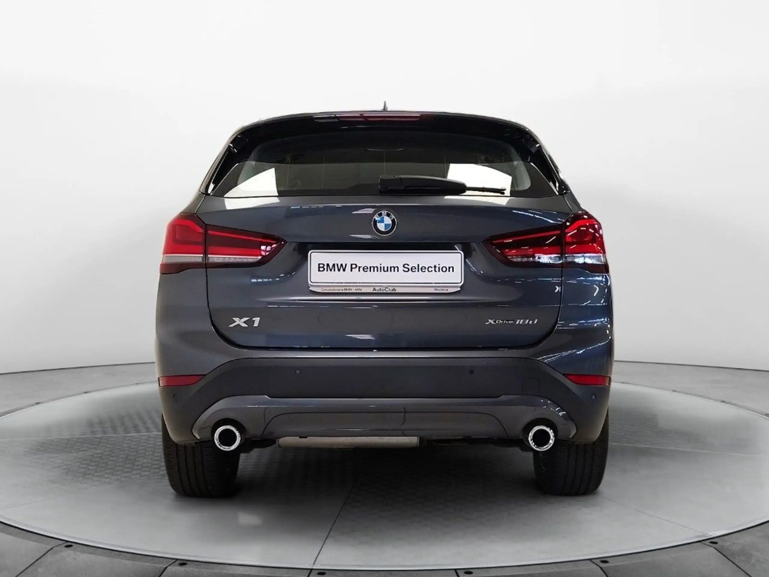 BMW - X1