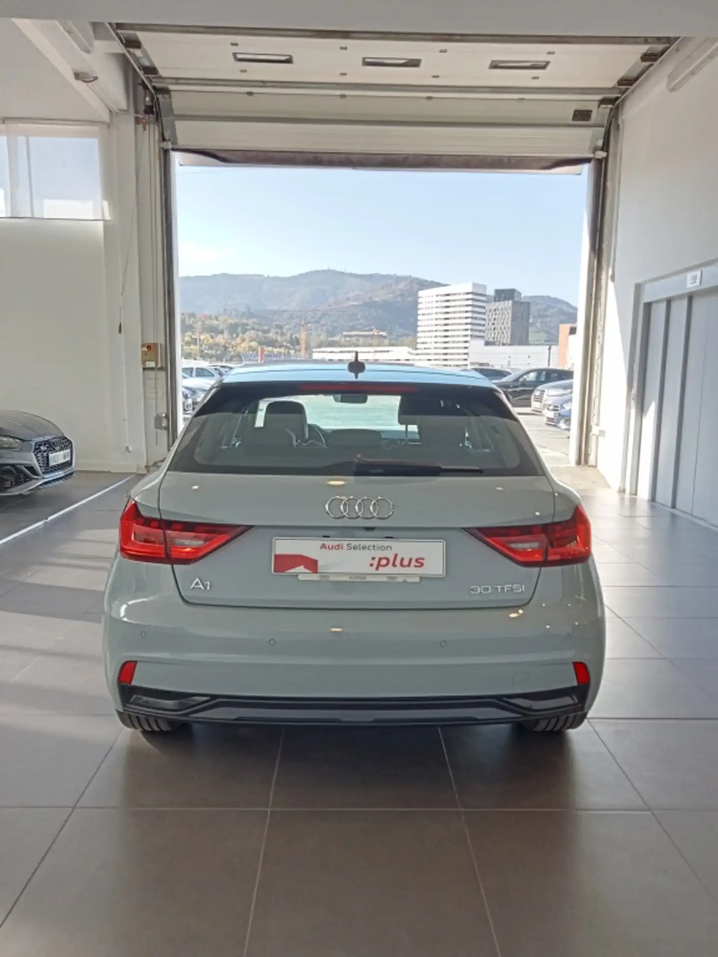 Audi - A1