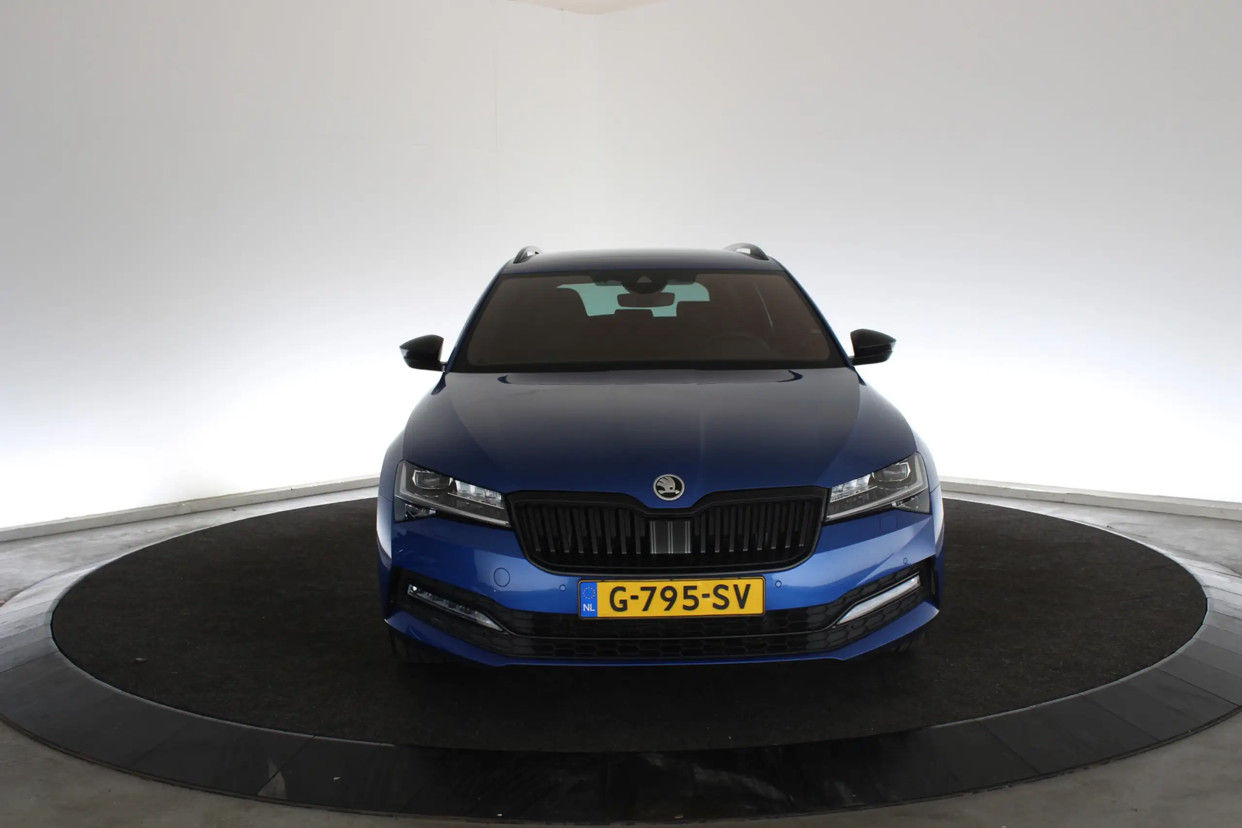 Skoda - Superb