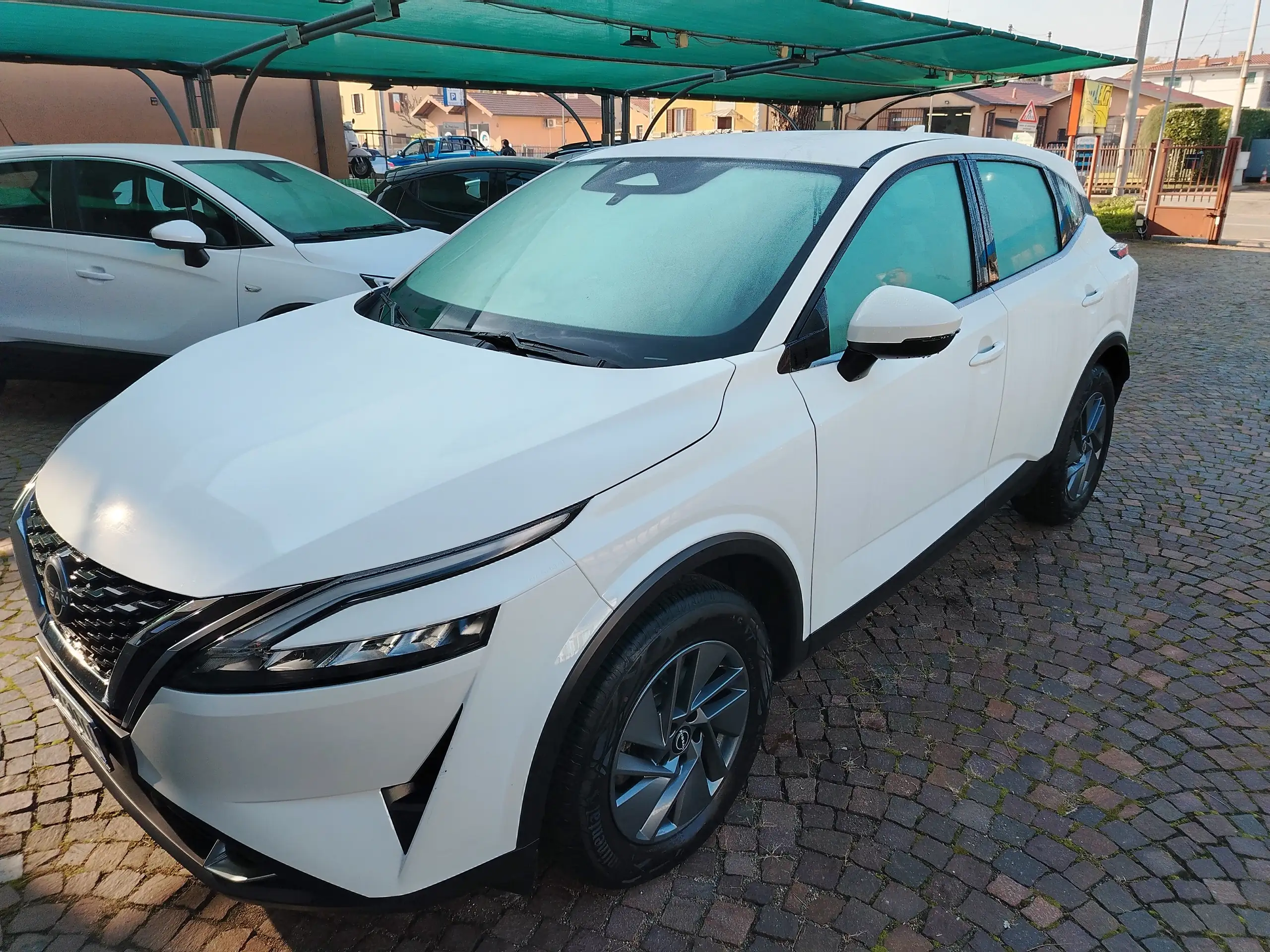 Nissan - Qashqai