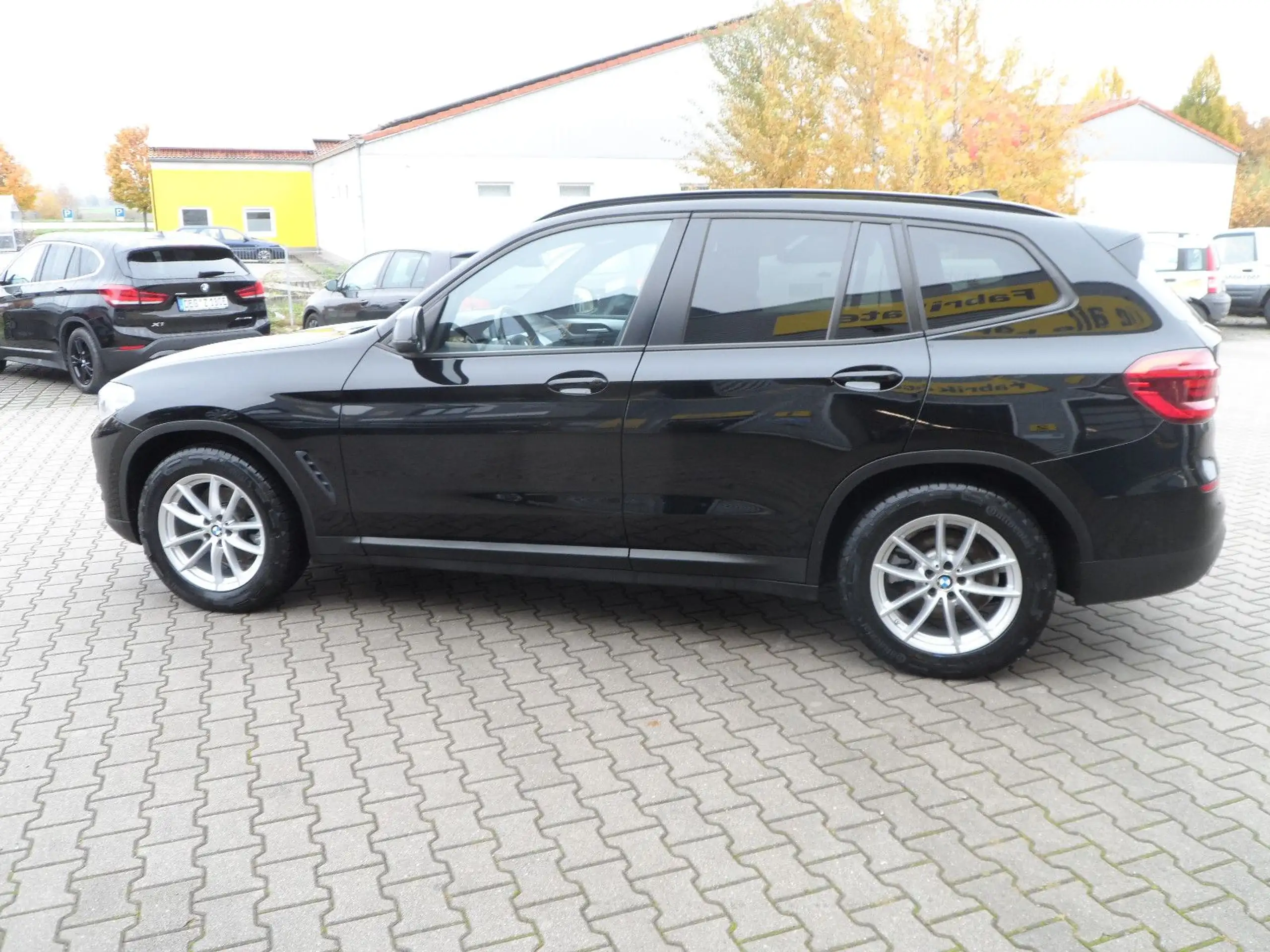 BMW - X3