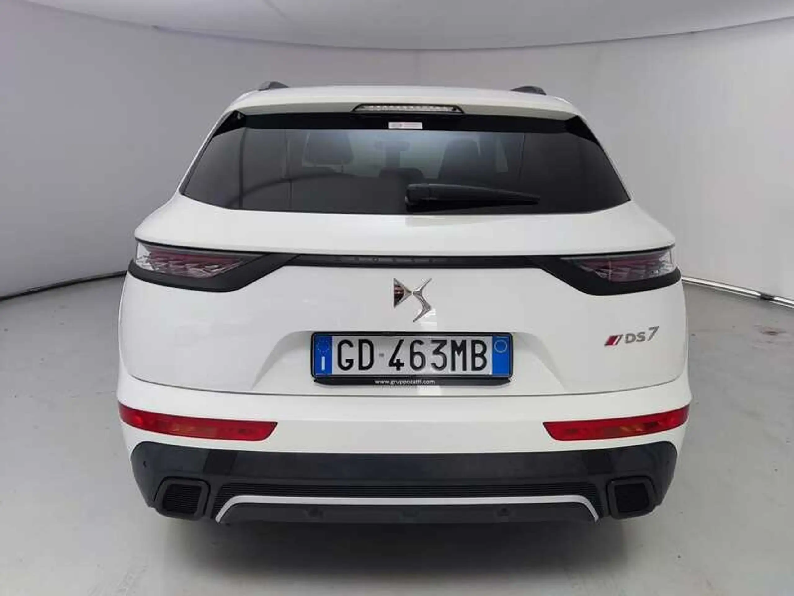 DS Automobiles - DS 7 Crossback