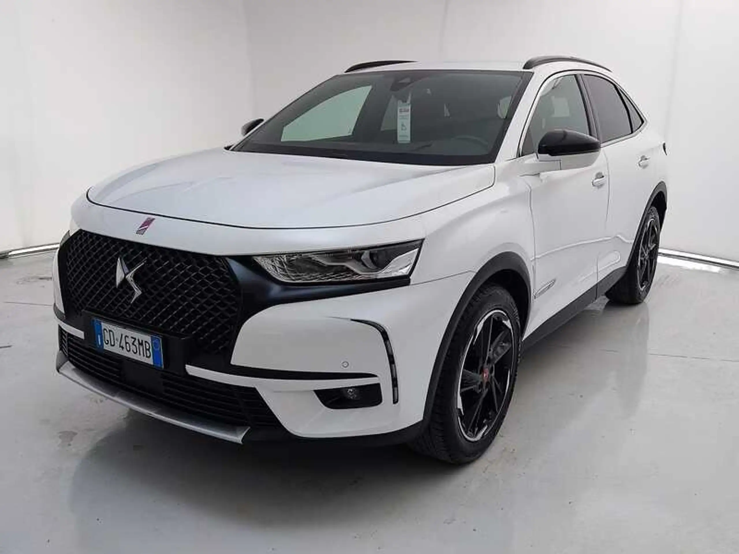 DS Automobiles - DS 7 Crossback