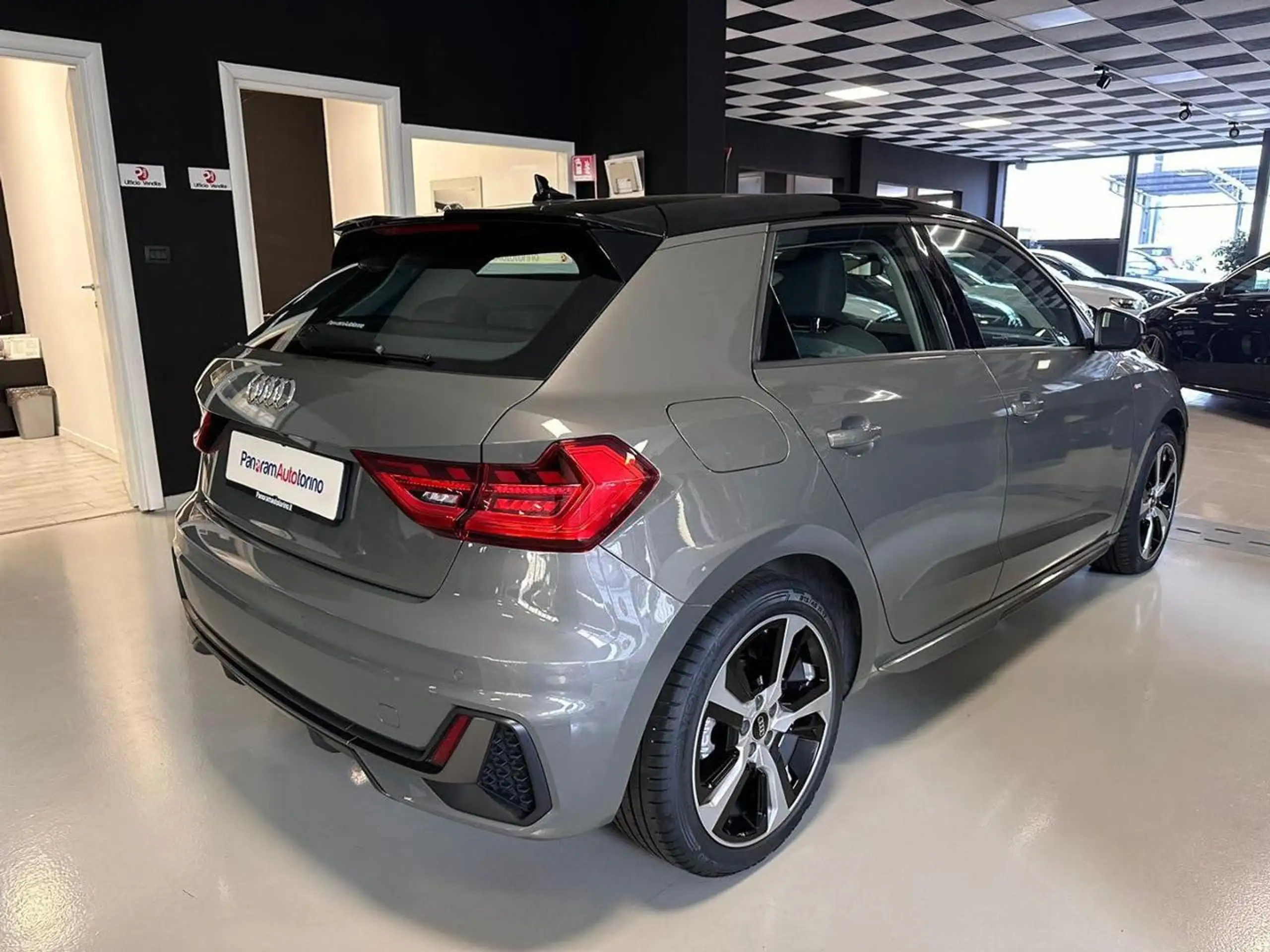 Audi - A1