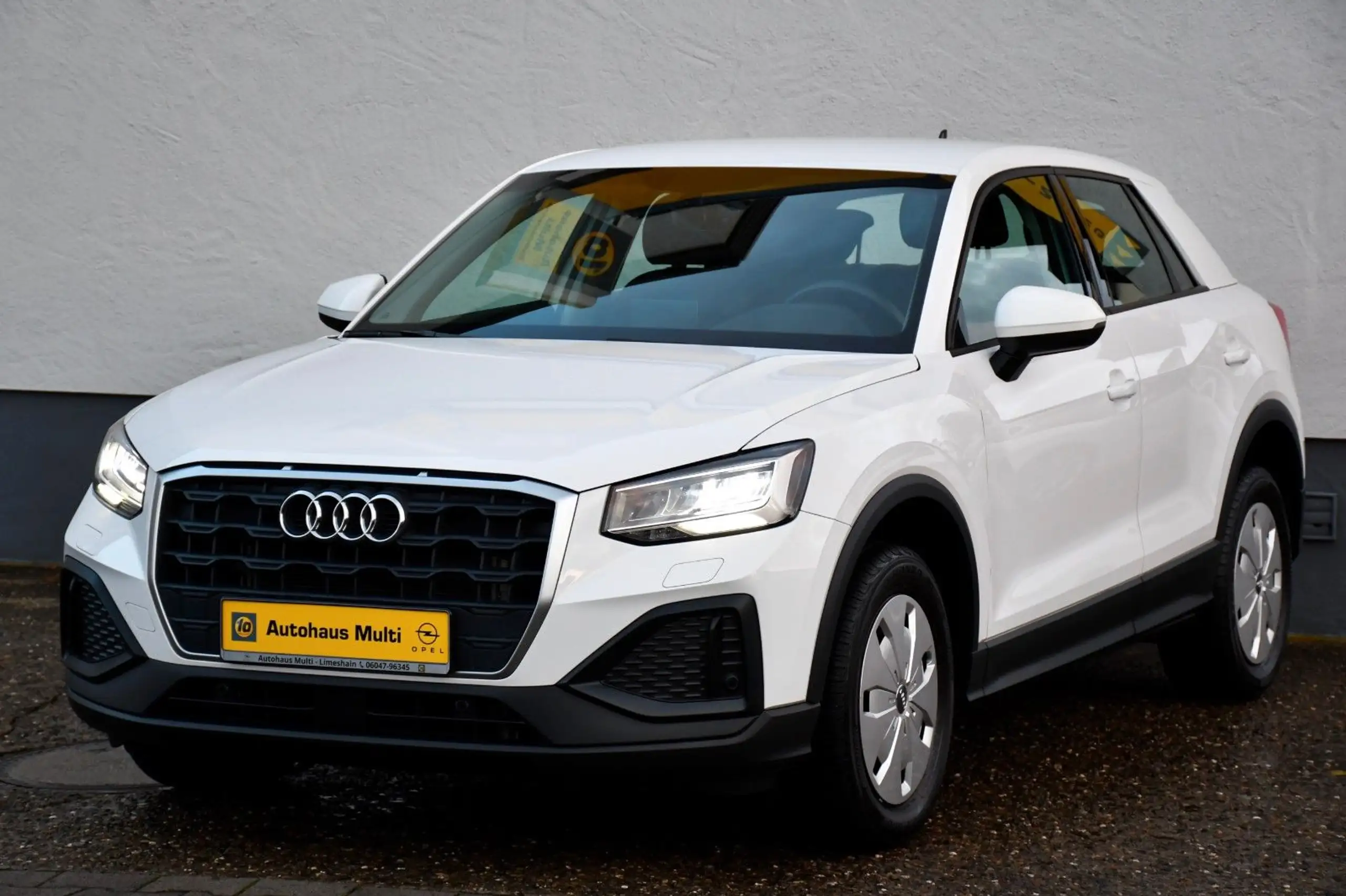 Audi - Q2