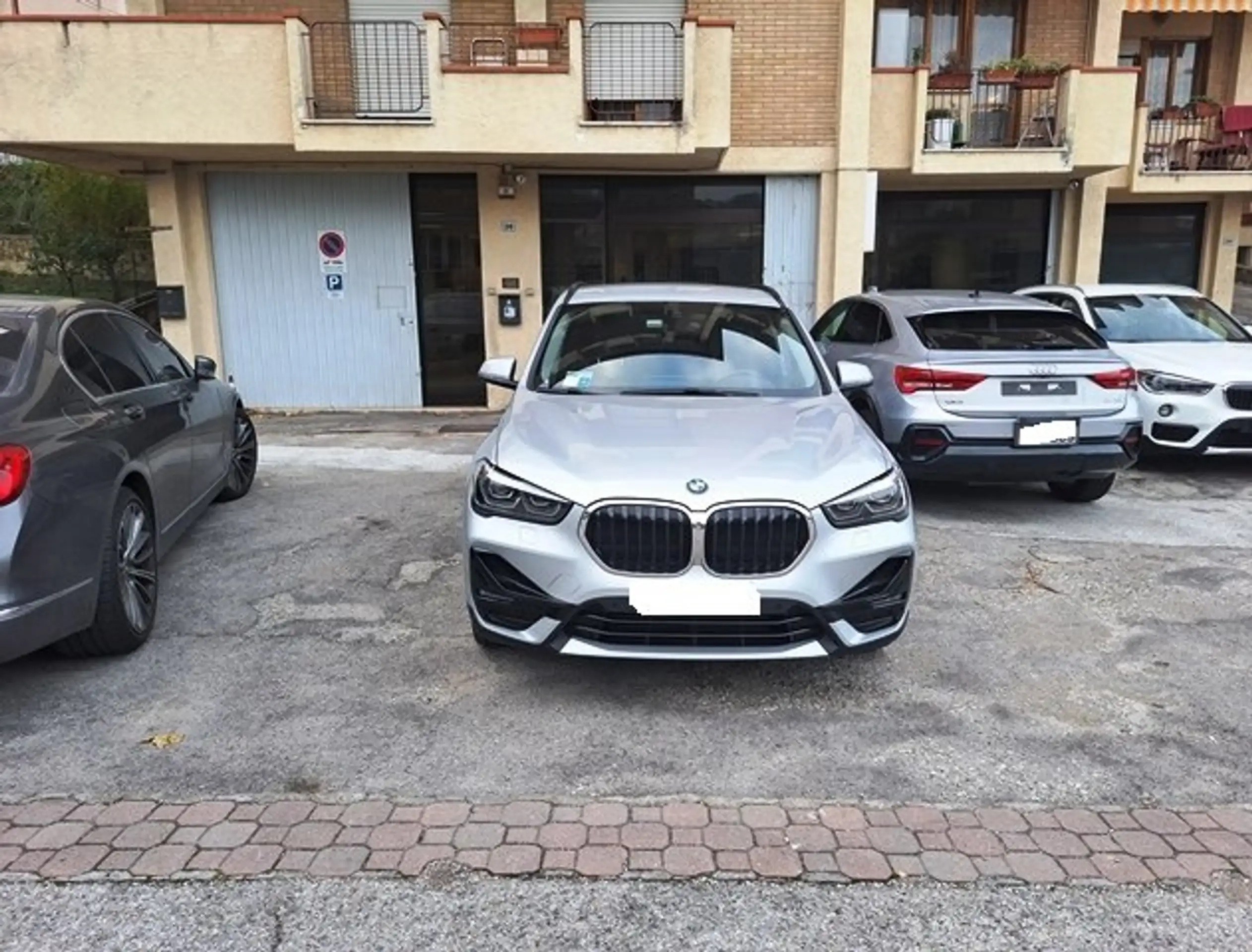 BMW - X1