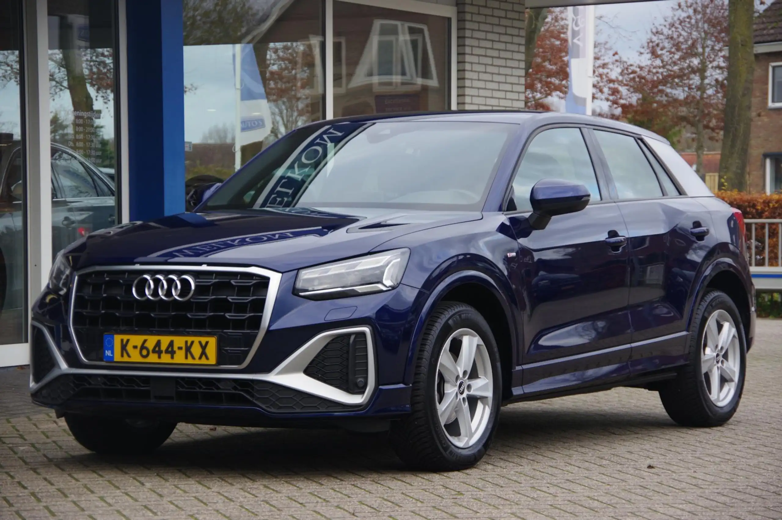 Audi - Q2