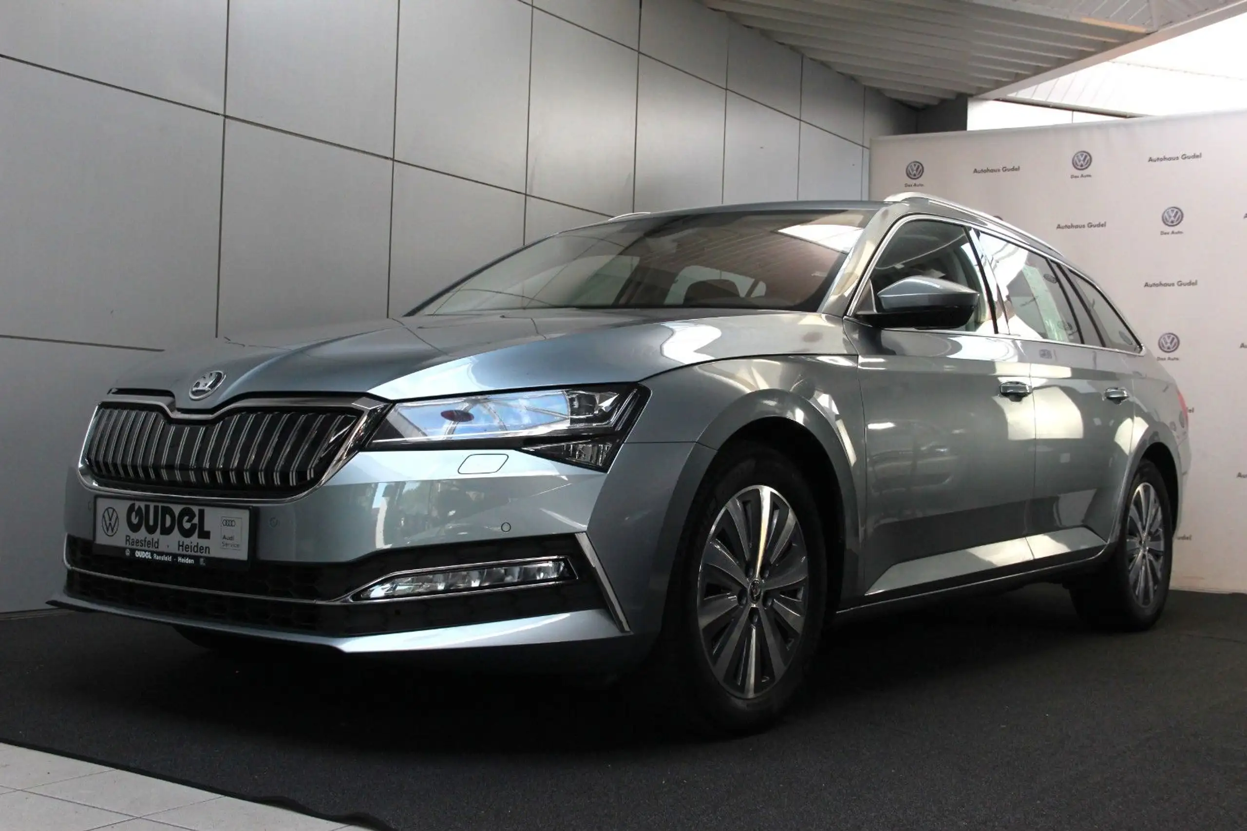 Skoda - Superb