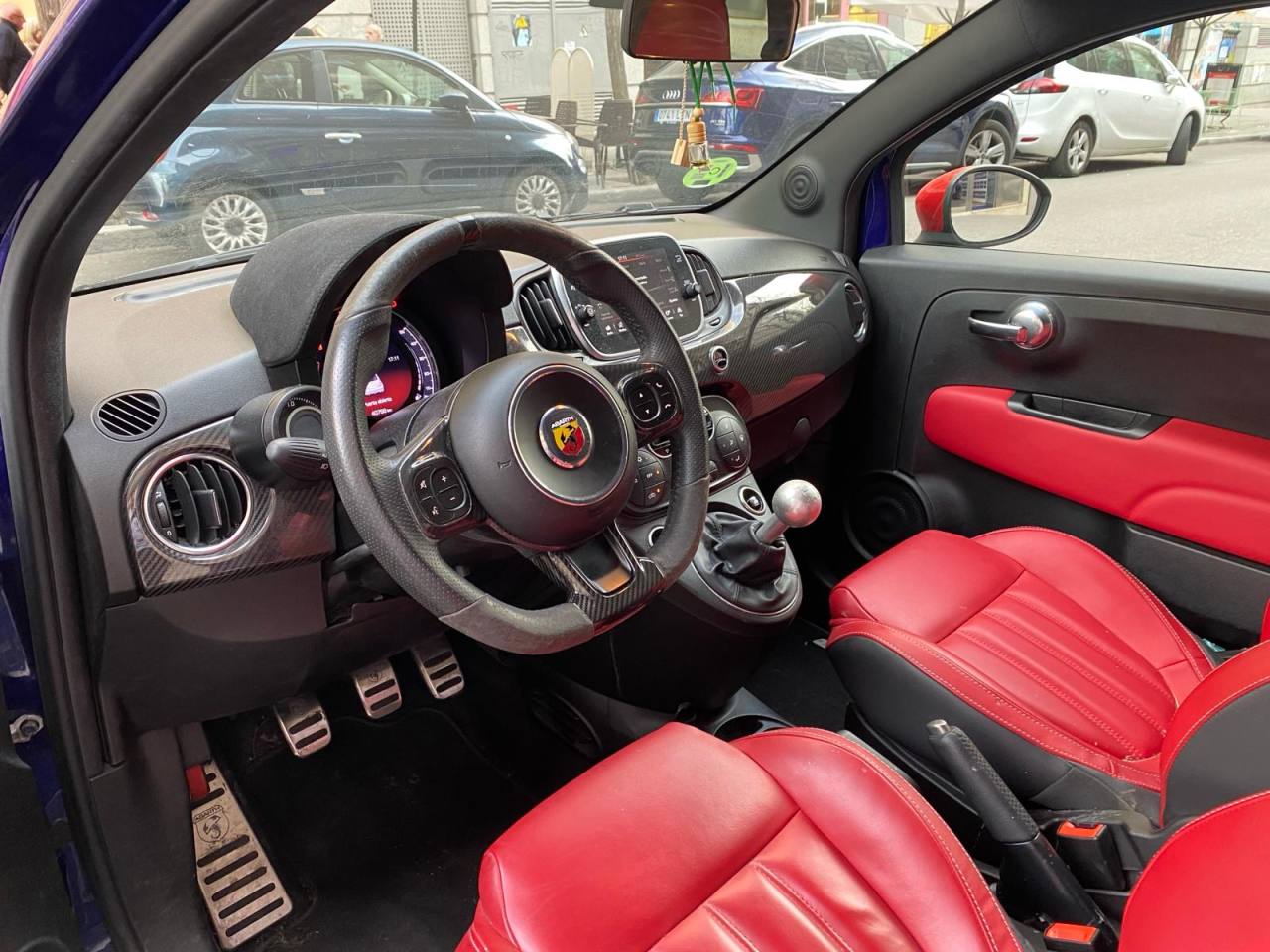 Abarth - 695