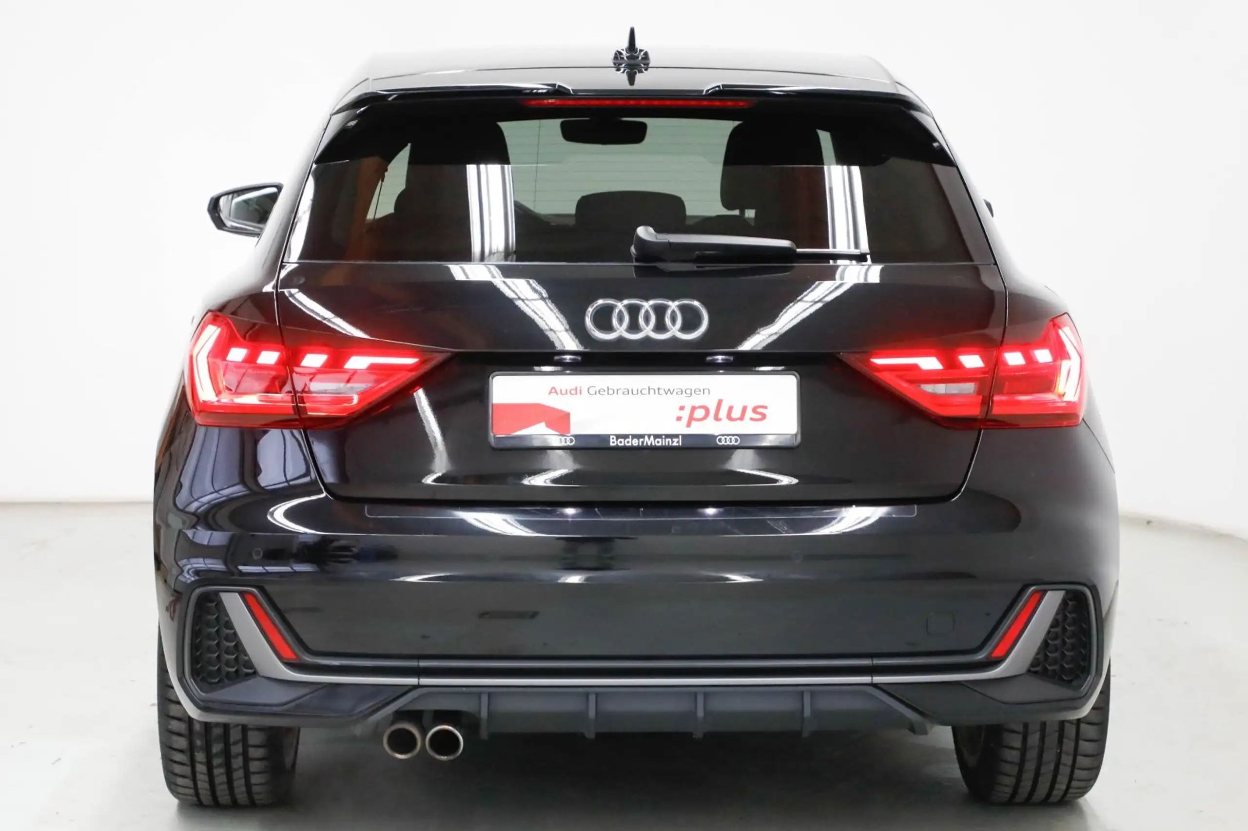 Audi - A1