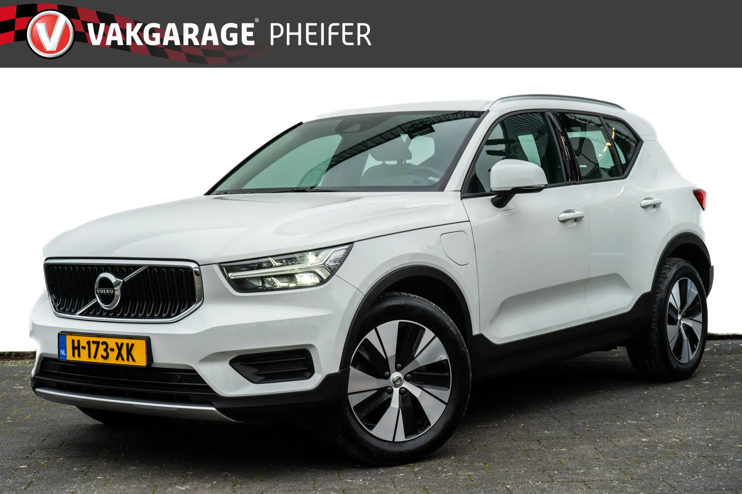 Volvo - XC40