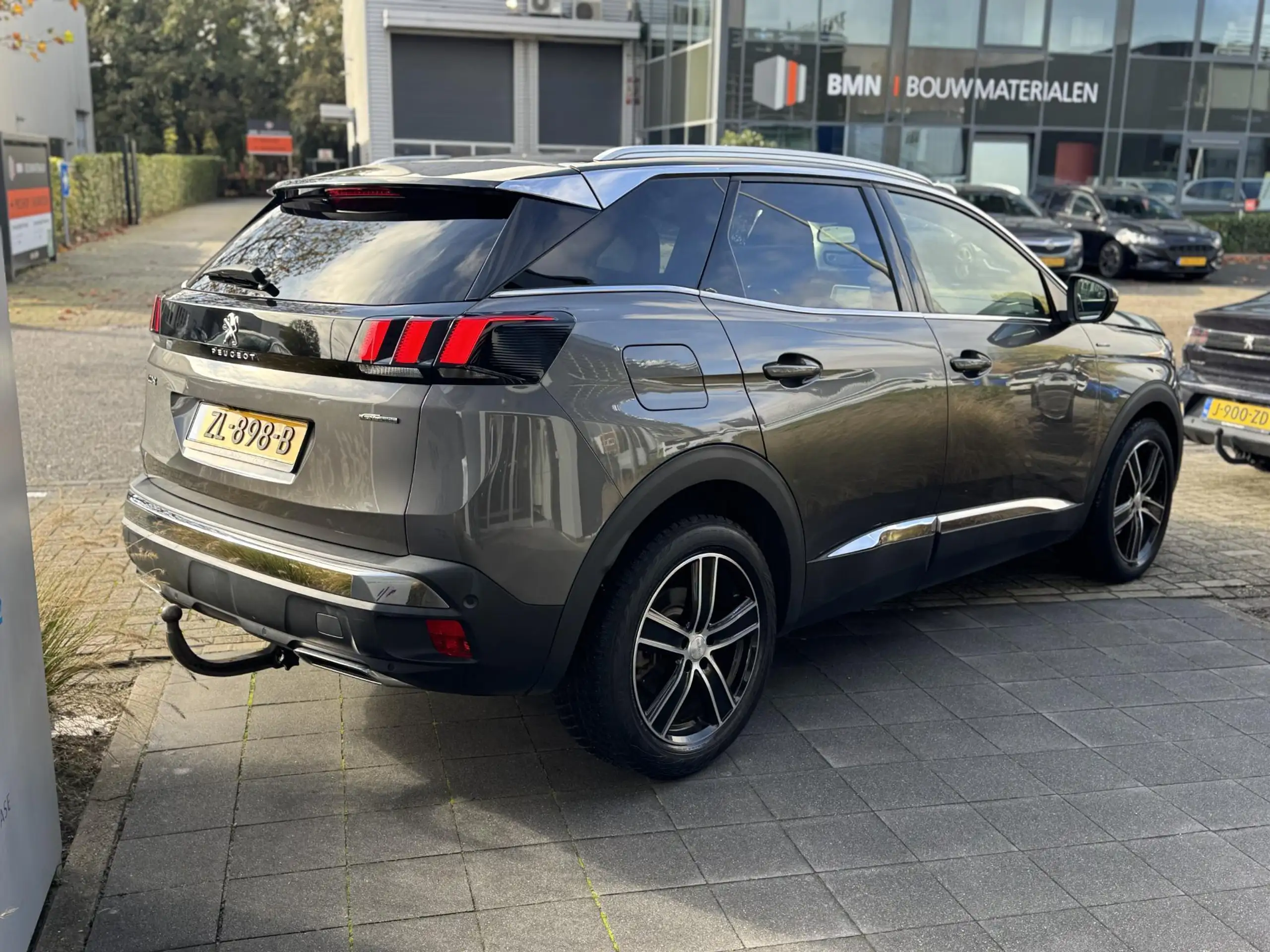 Peugeot - 3008