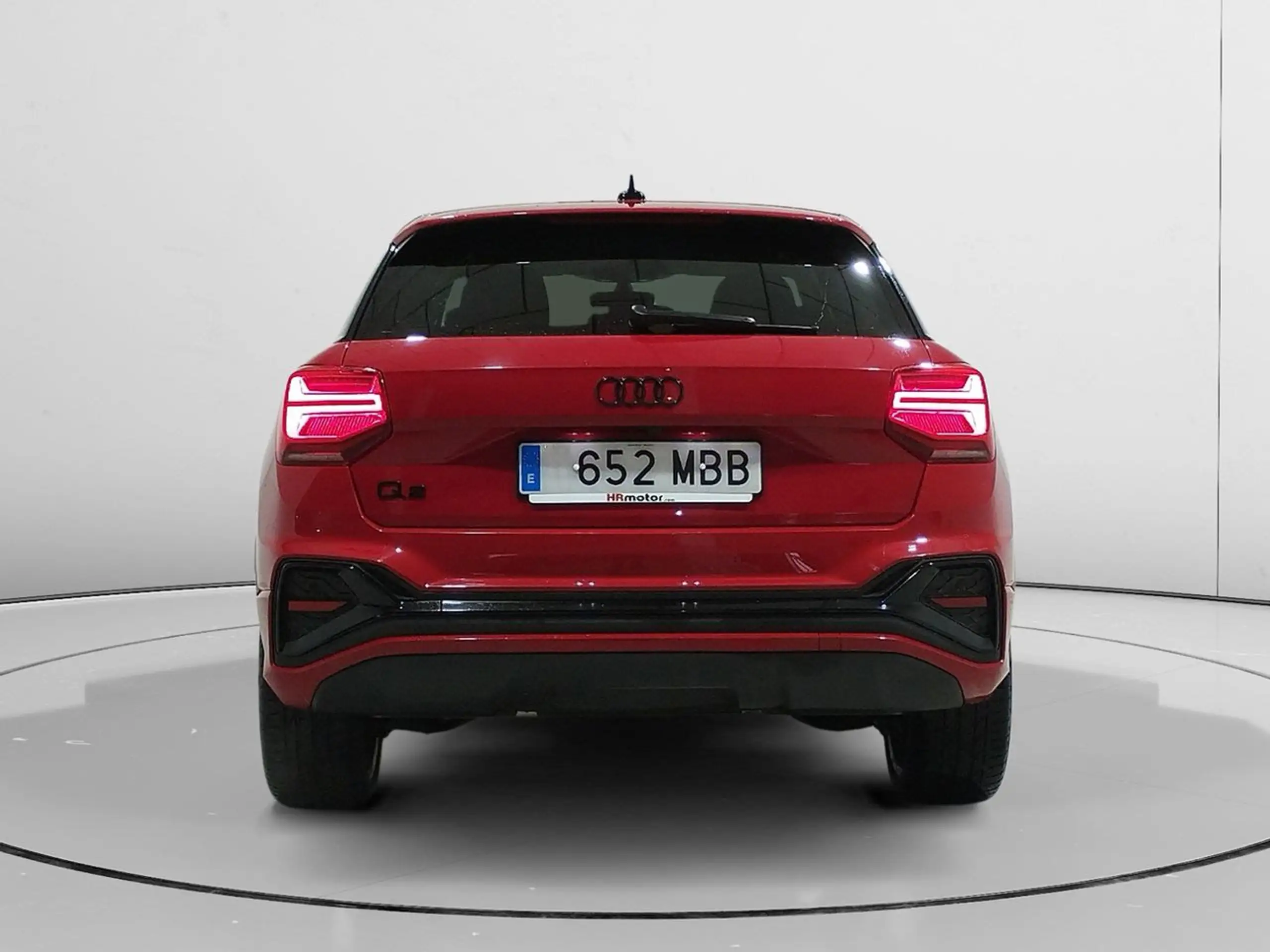 Audi - Q2