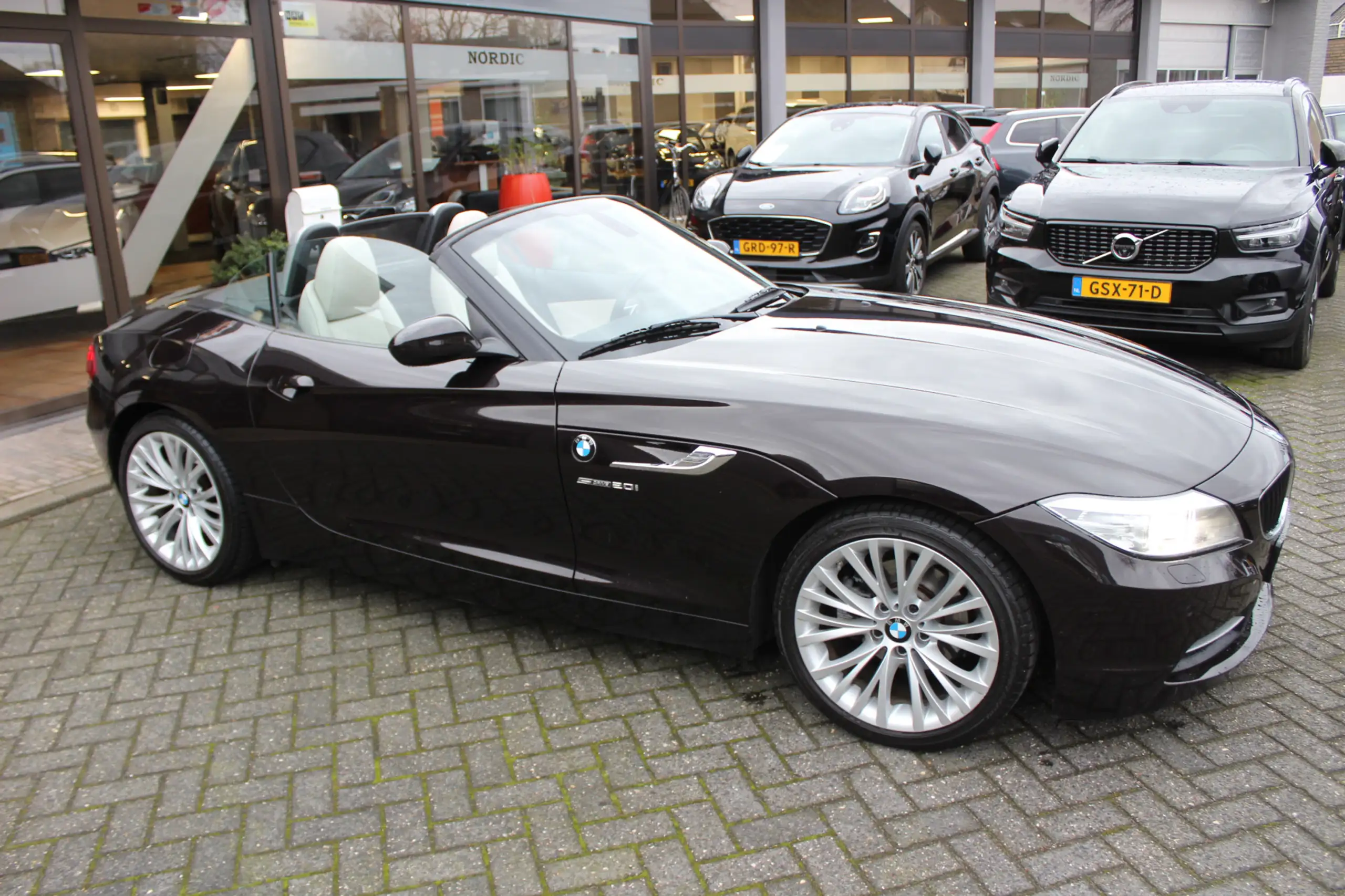 BMW - Z4