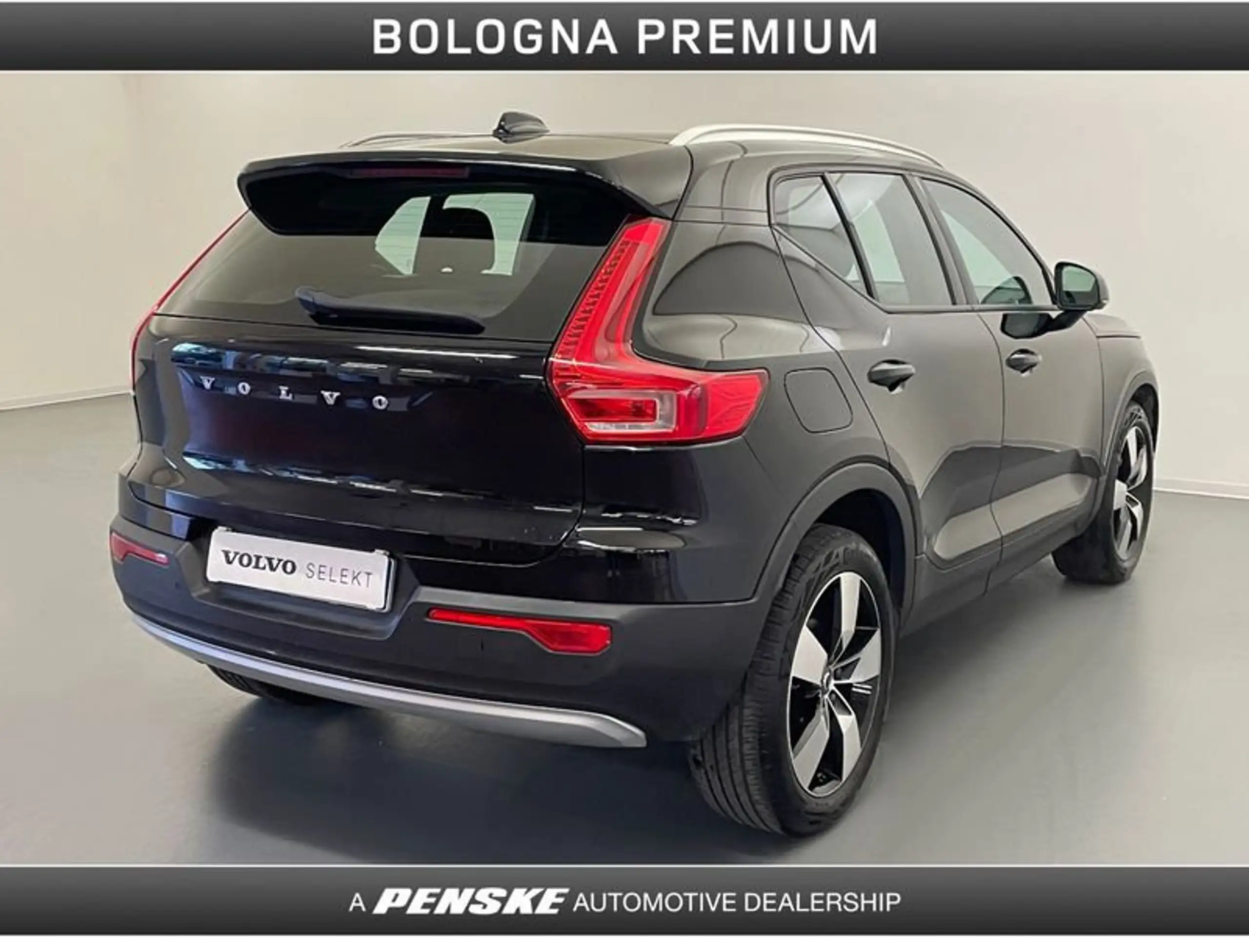 Volvo - XC40