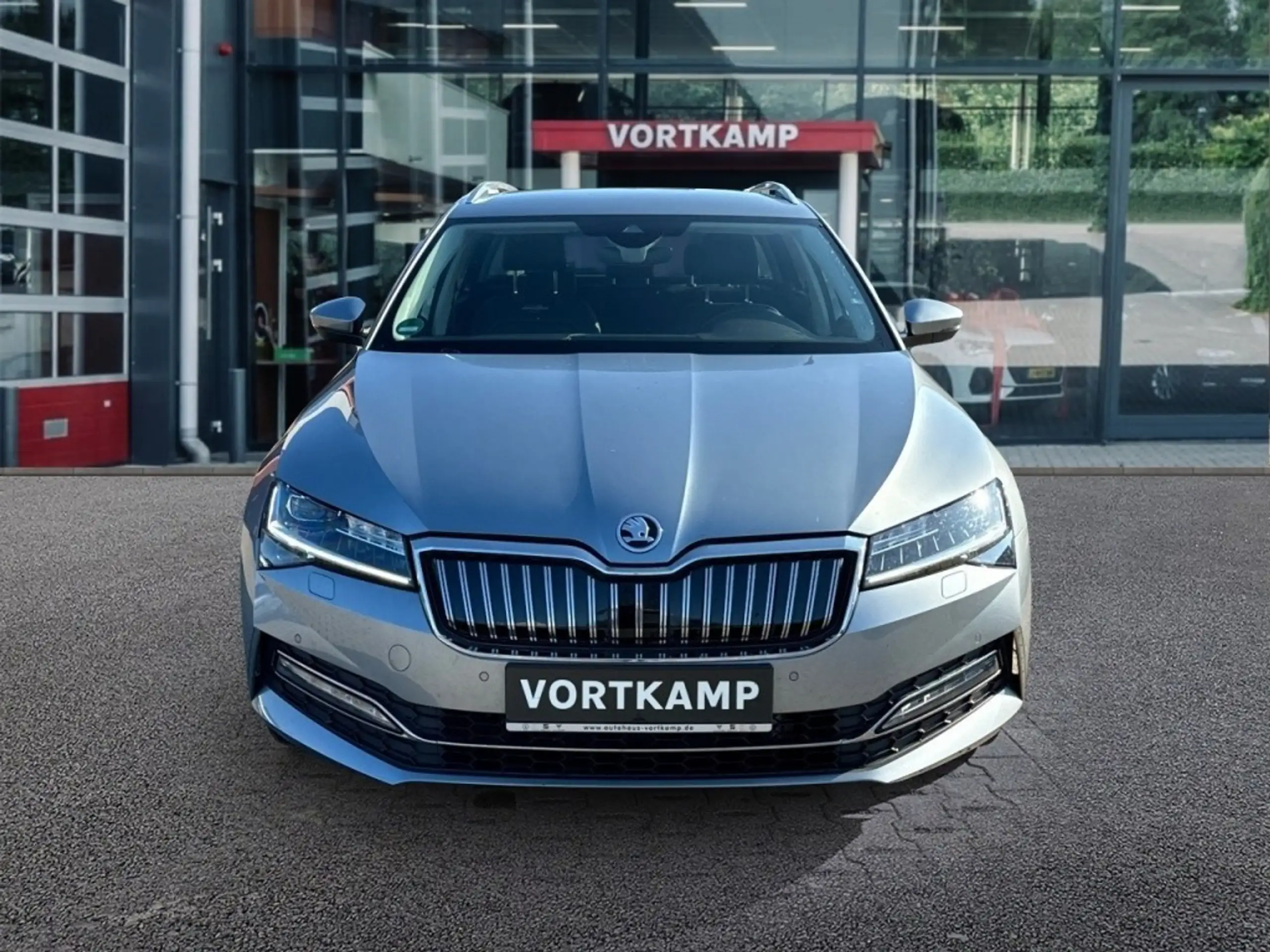 Skoda - Superb