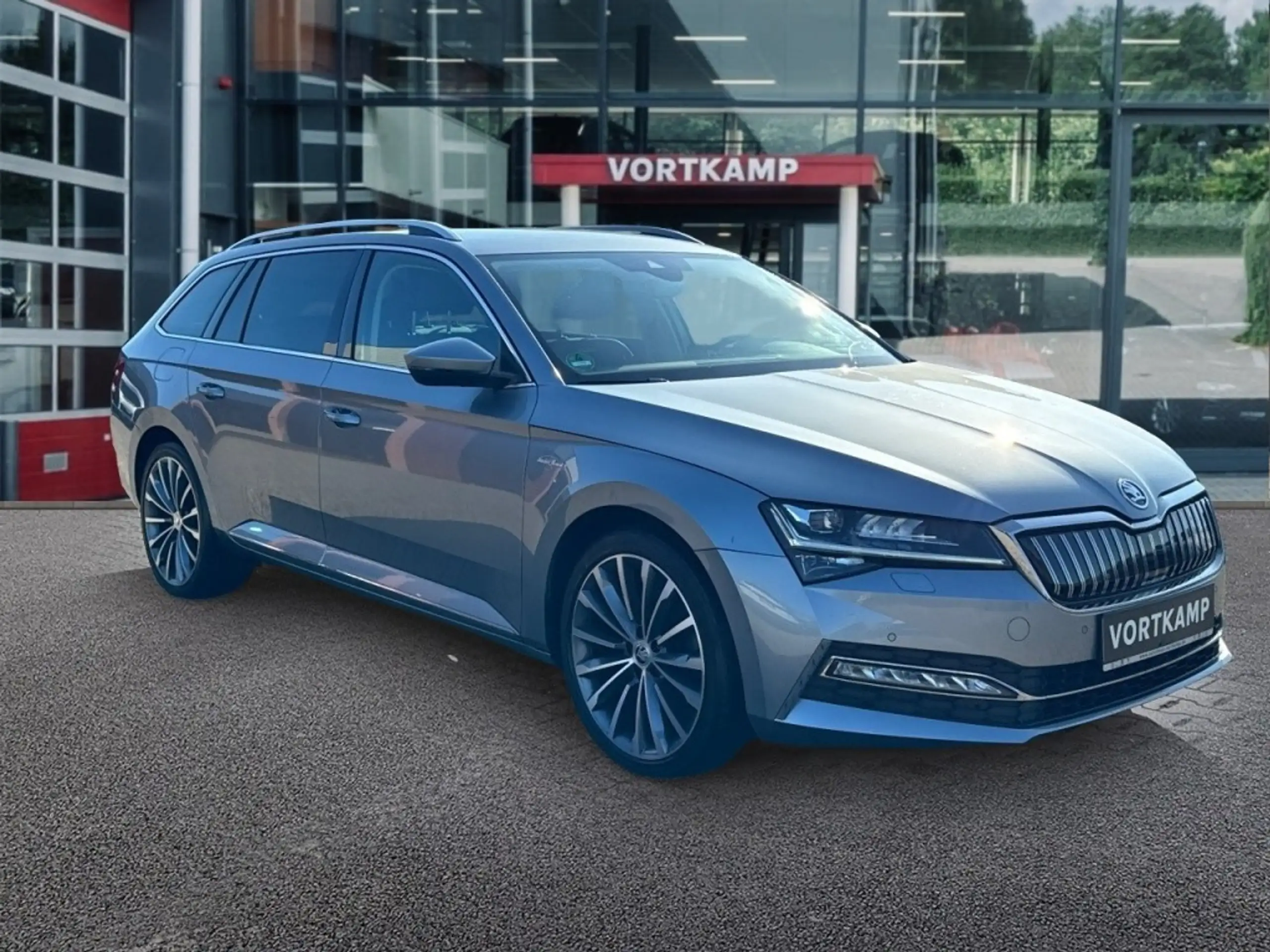 Skoda - Superb