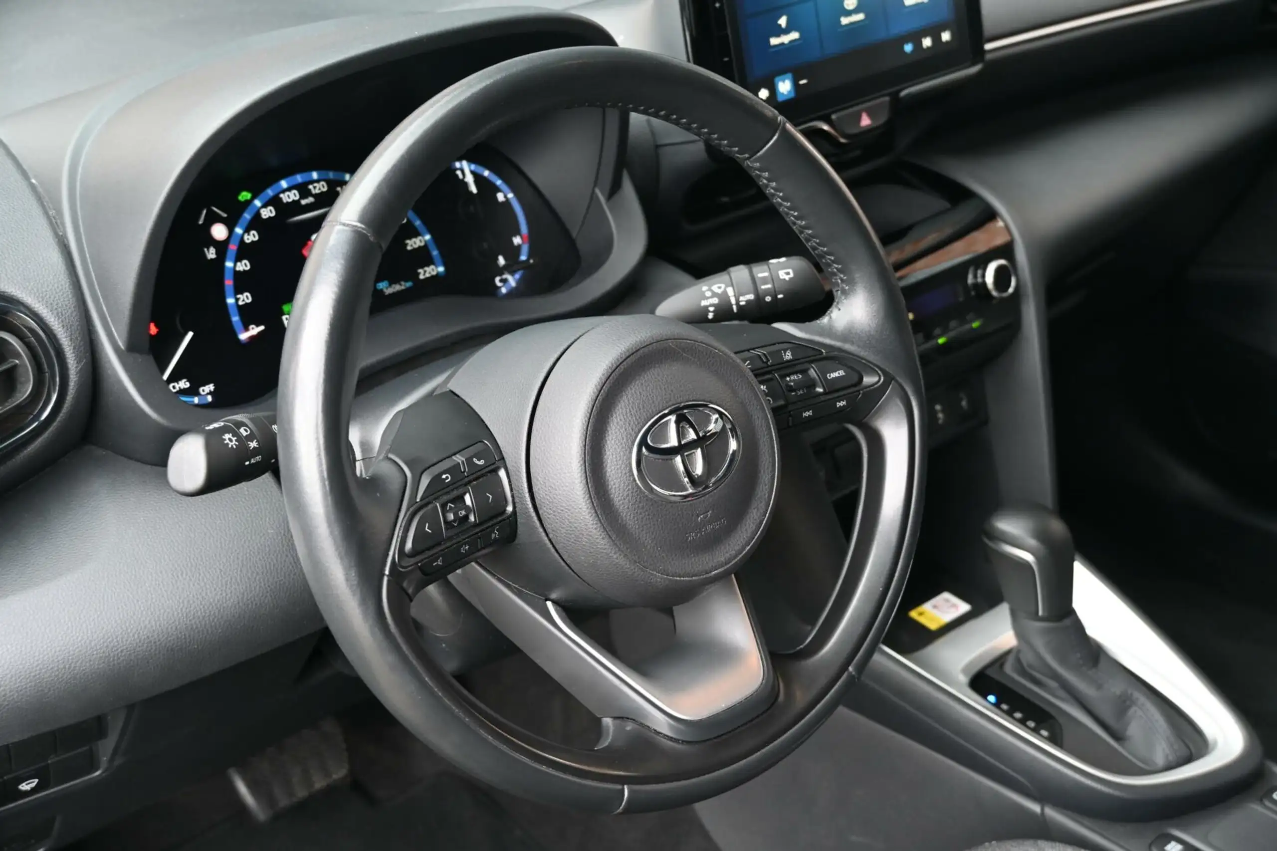 Toyota - Yaris Cross