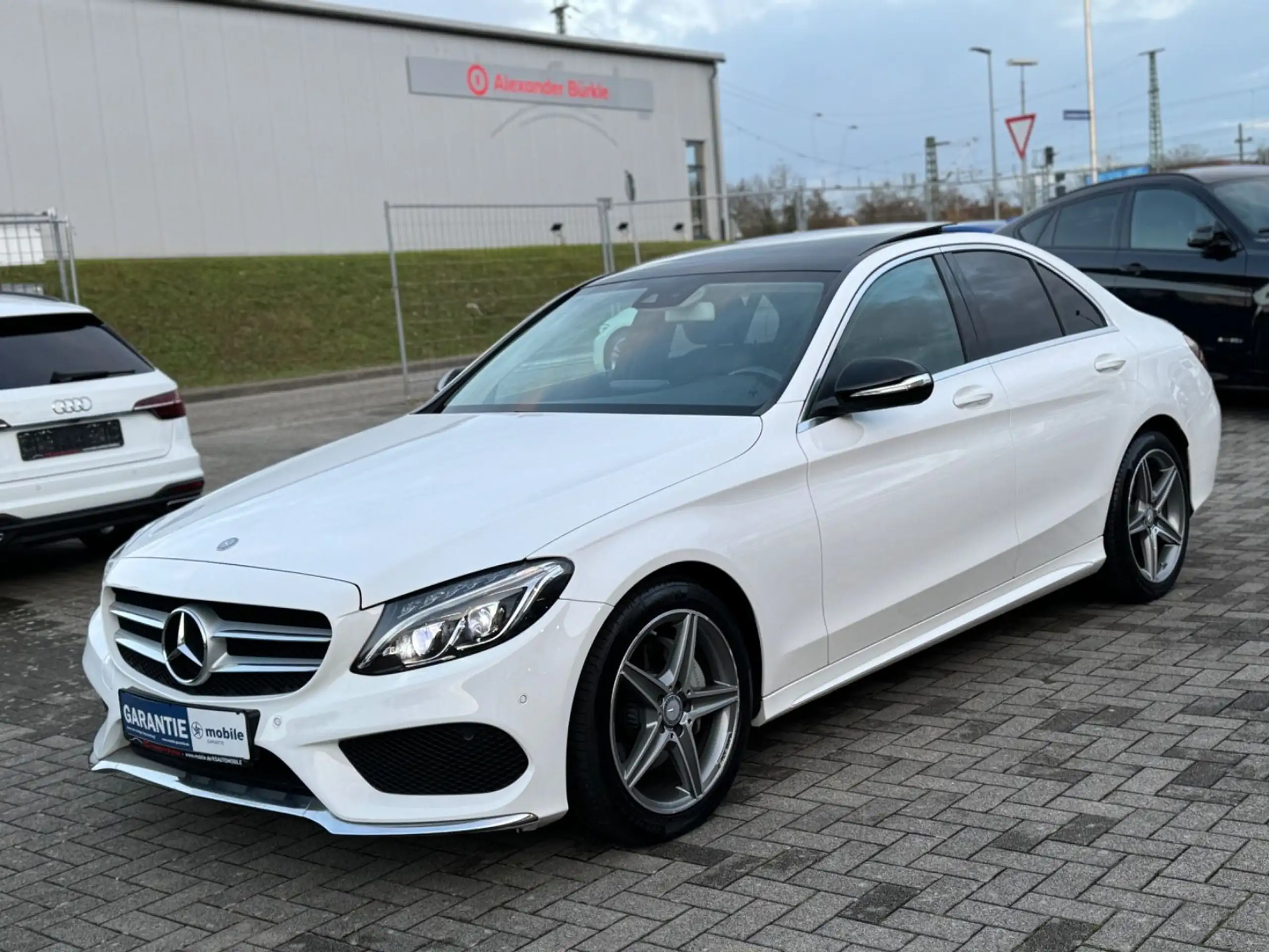 Mercedes-Benz - C 220