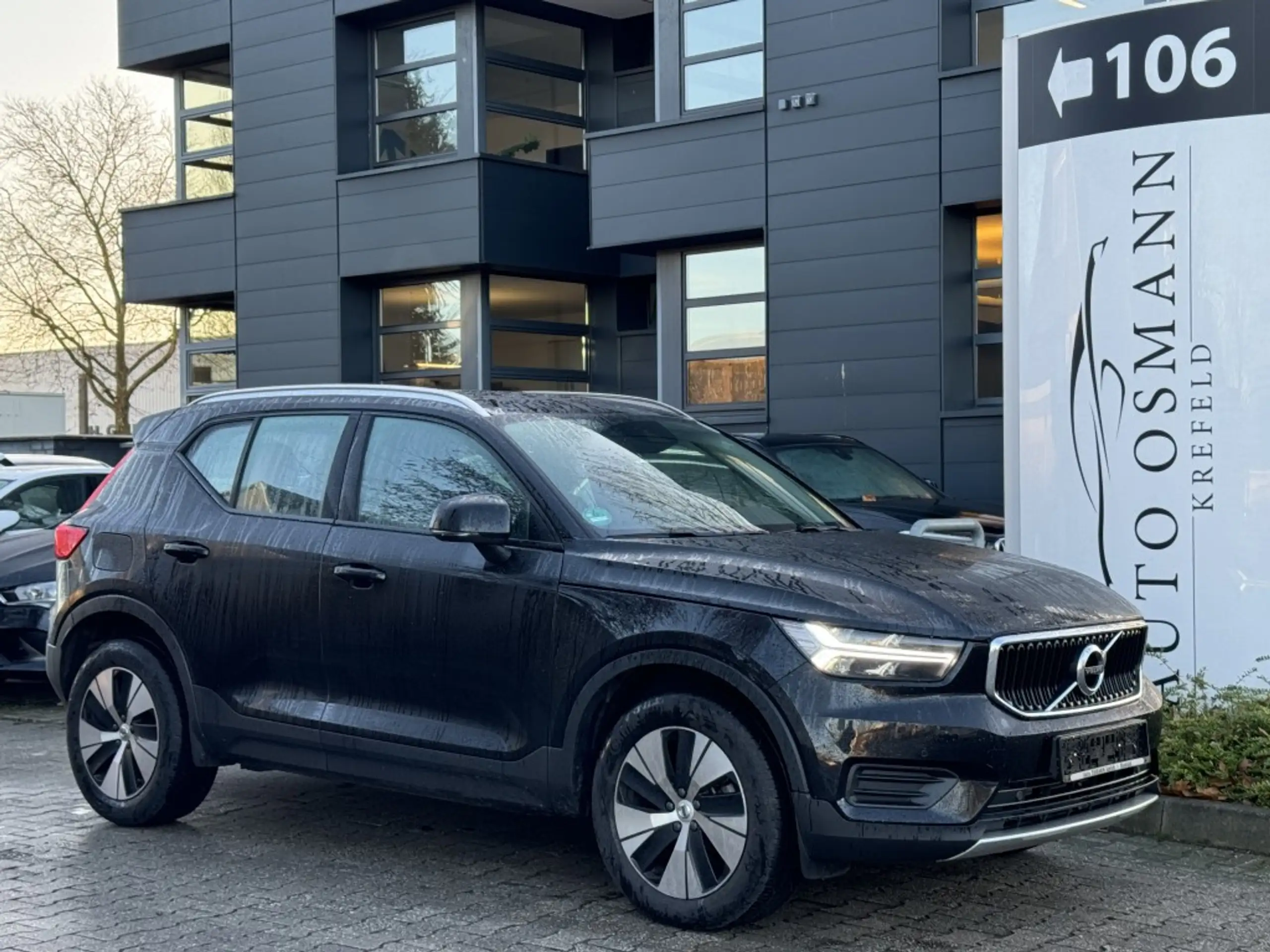 Volvo - XC40