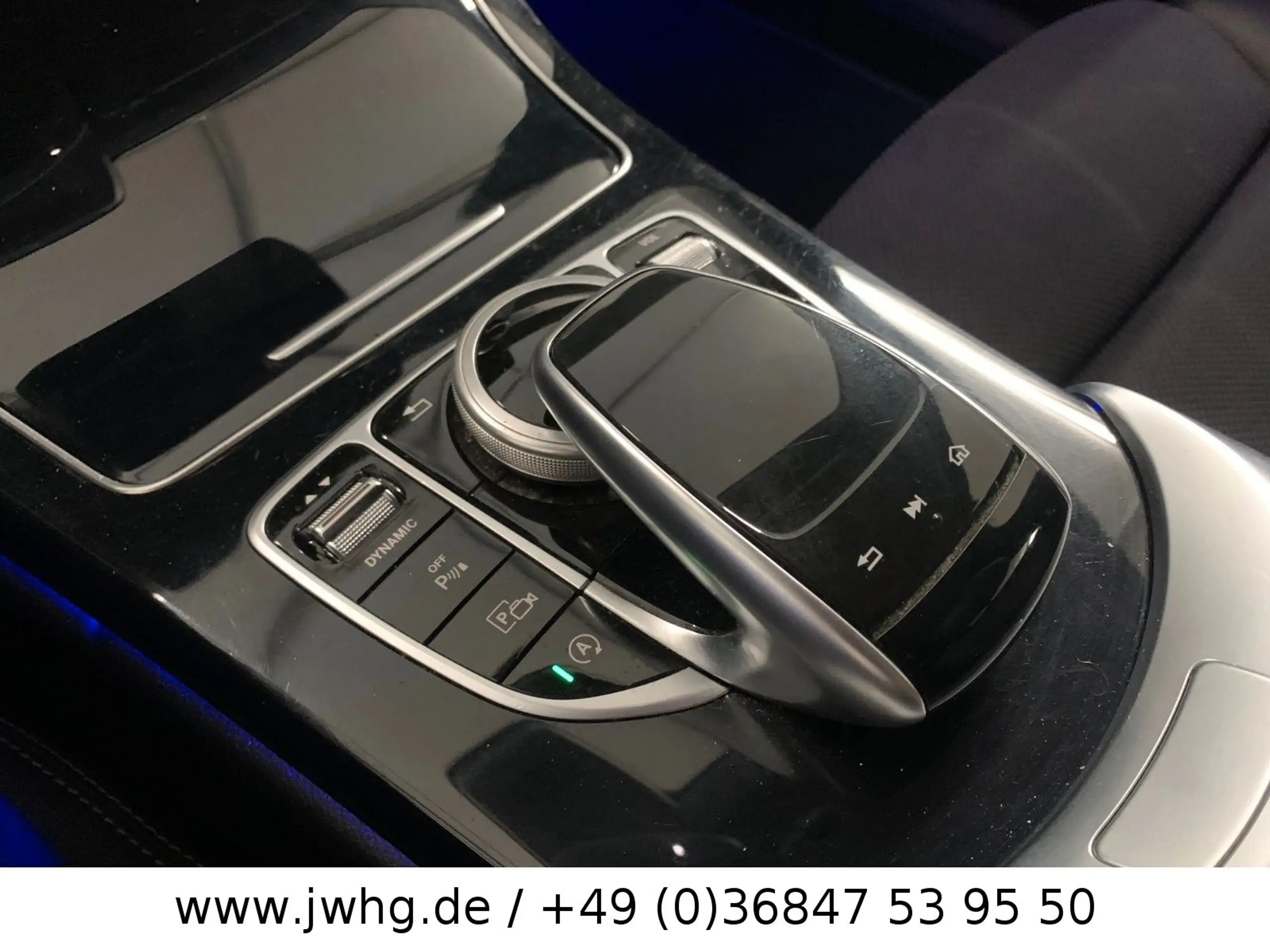 Mercedes-Benz - C 220